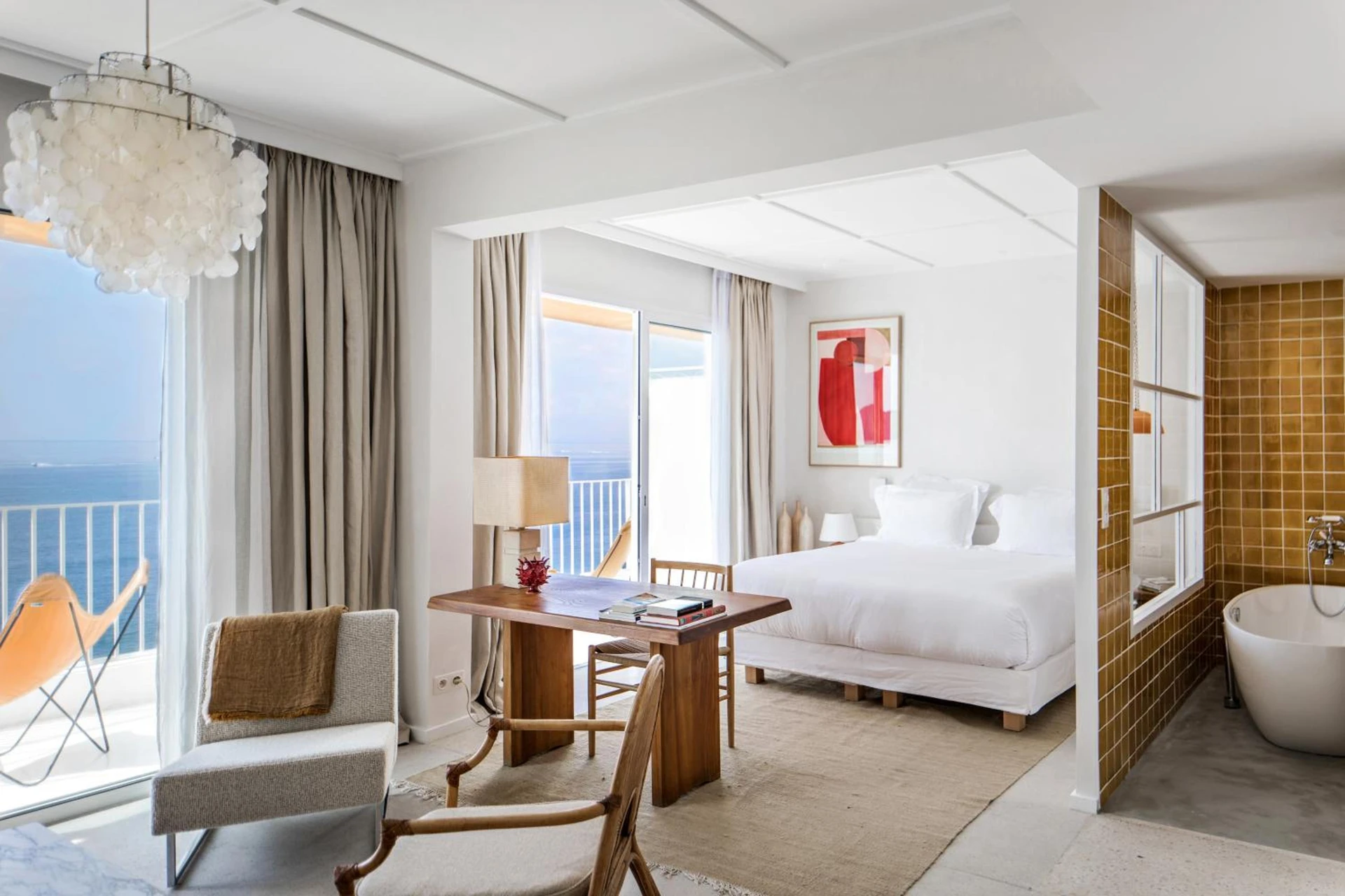 Chambre disponible pour un séminaire d'entreprise à Les Roches Rouges, a Beaumier hotel - Saint-Raphaël