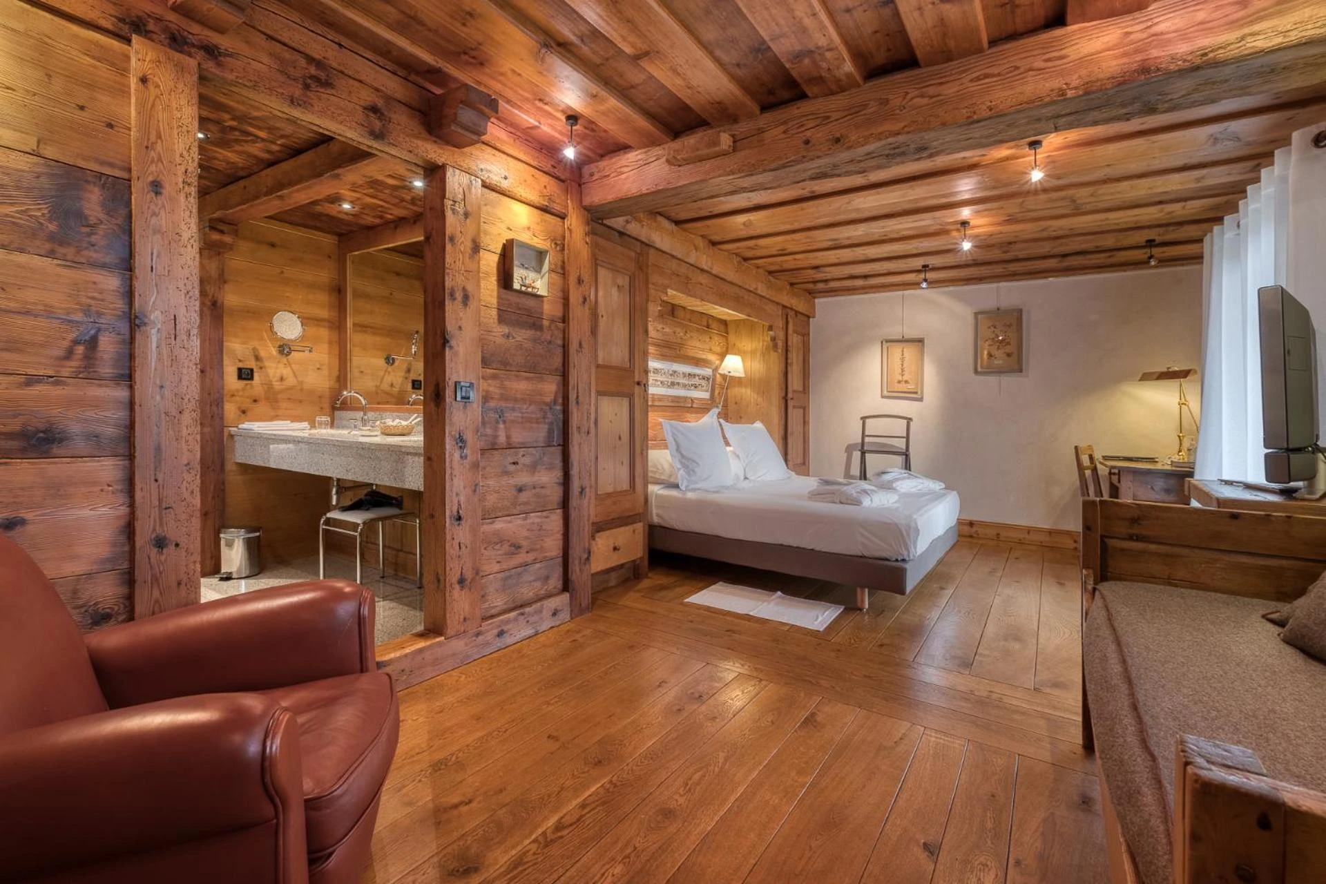 Chambre disponible pour un séminaire d'entreprise à Hôtel Les Servages d'Armelle - Les Carroz d'Arâches