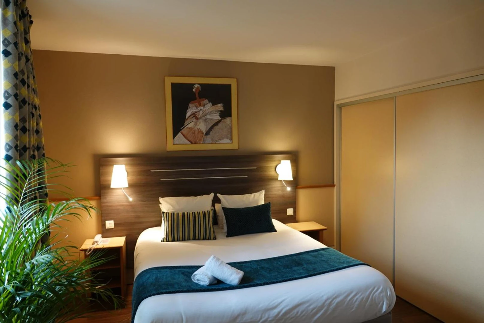 Chambre disponible pour un séminaire d'entreprise à HOTEL CERISE - LES SOURCES Luxeuil-les-Bains - Luxeuil-les-Bains