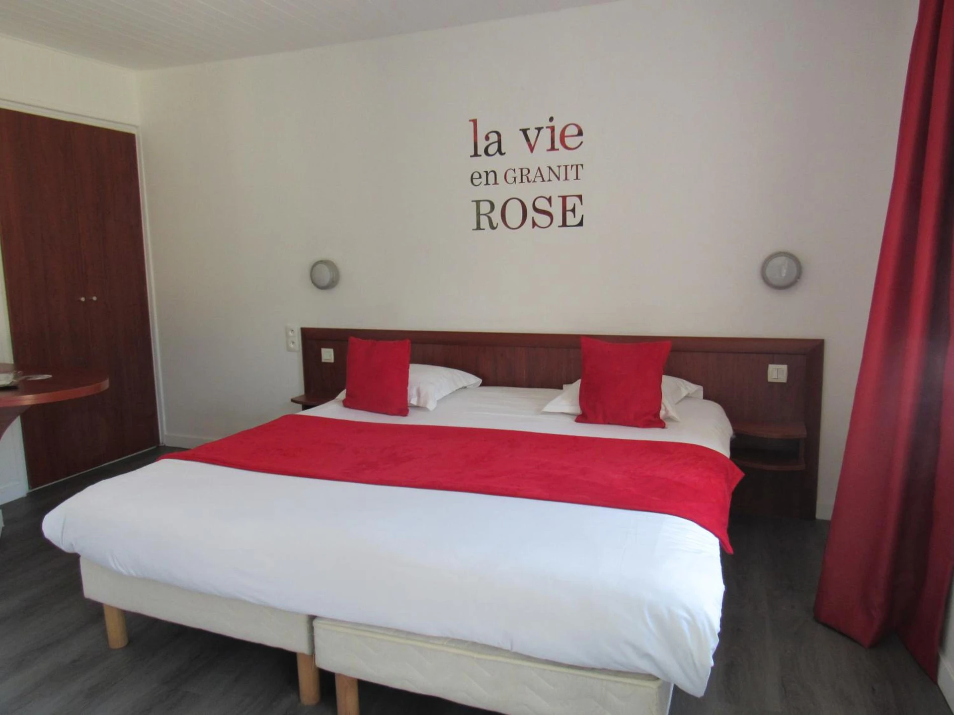 Chambre à Citotel Les Sternes - Organiser un séminaire d'entreprise à Perros-Guirec