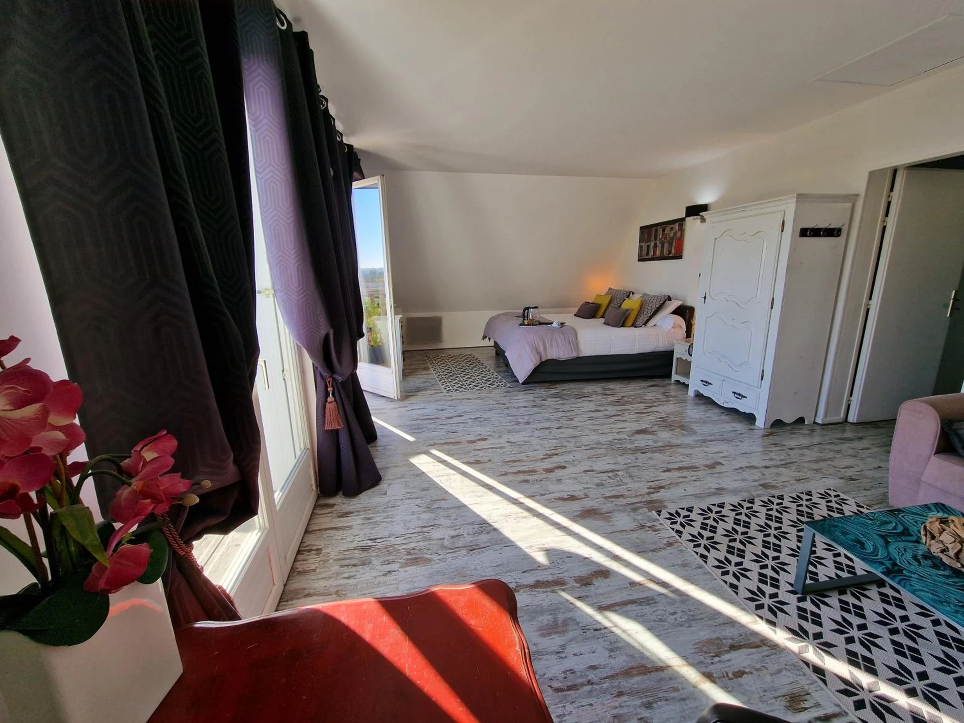 Magnifique chambre pour un séminaire d'entreprise à Les Terrasses de Saumur - Hôtel & Appartements - Restaurant & Spa (Logis) - Saumur