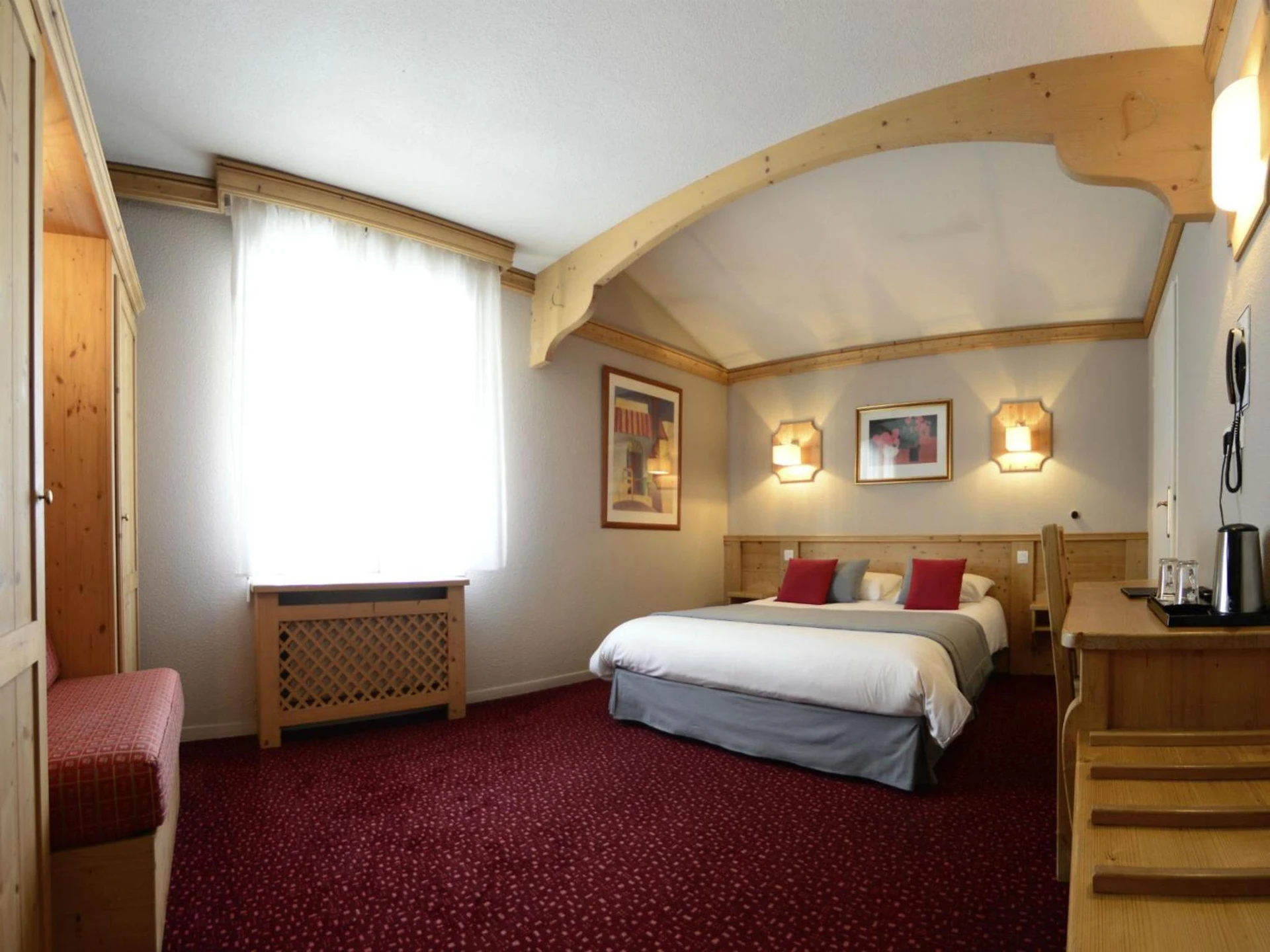 Chambre disponible pour un séminaire d'entreprise à Hotel Les Terrasses - Annecy