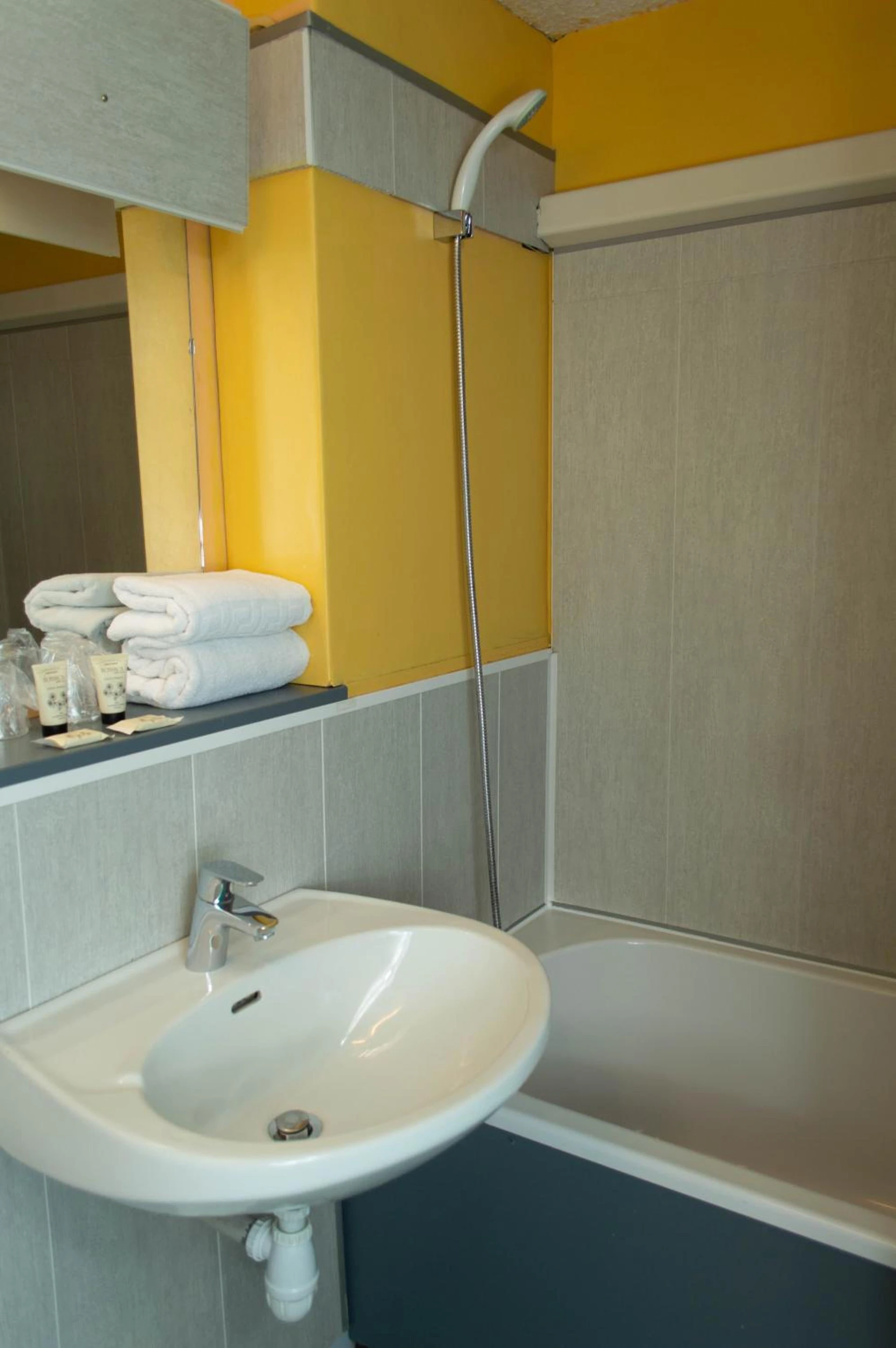 Chambre à Hotel les Tourrades - Organiser un séminaire d'entreprise à Cannes