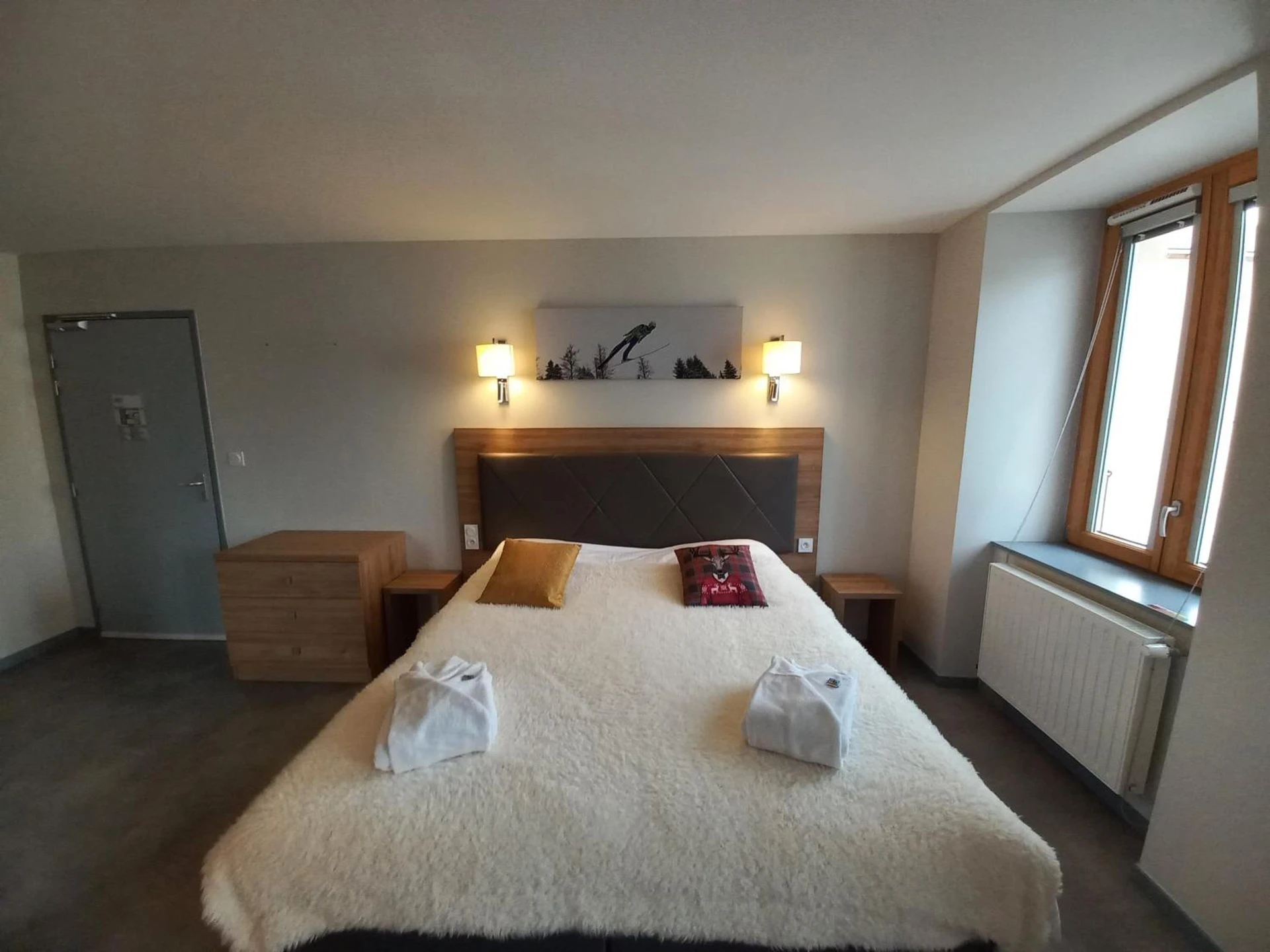 Chambre disponible pour un séminaire d'entreprise à SARL DU PARC Hôtel Les Tremplins - La Chaux Neuve
