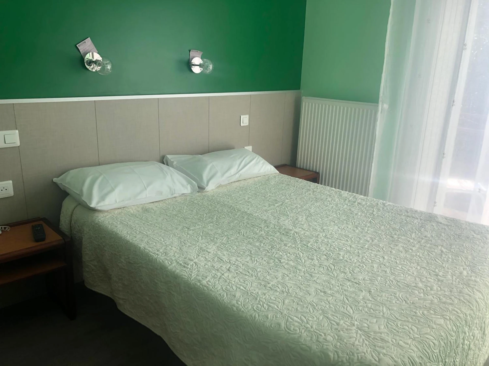 Chambre disponible pour un séminaire d'entreprise à Hotel les Troenes - Montpellier