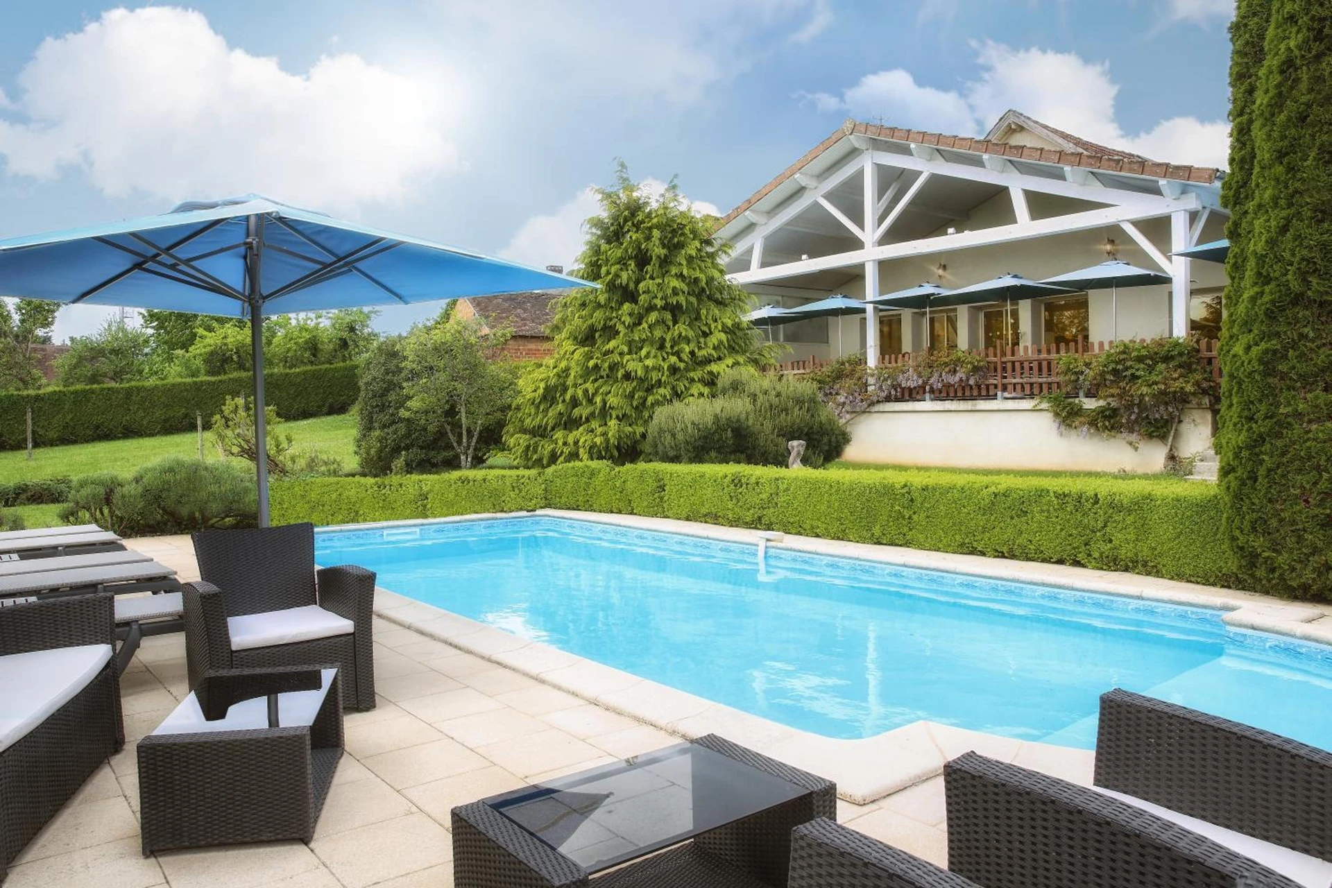 Organiser un séminaire d'entreprise : Logis Hôtel-Restaurant Les Voyageurs à la-coquille