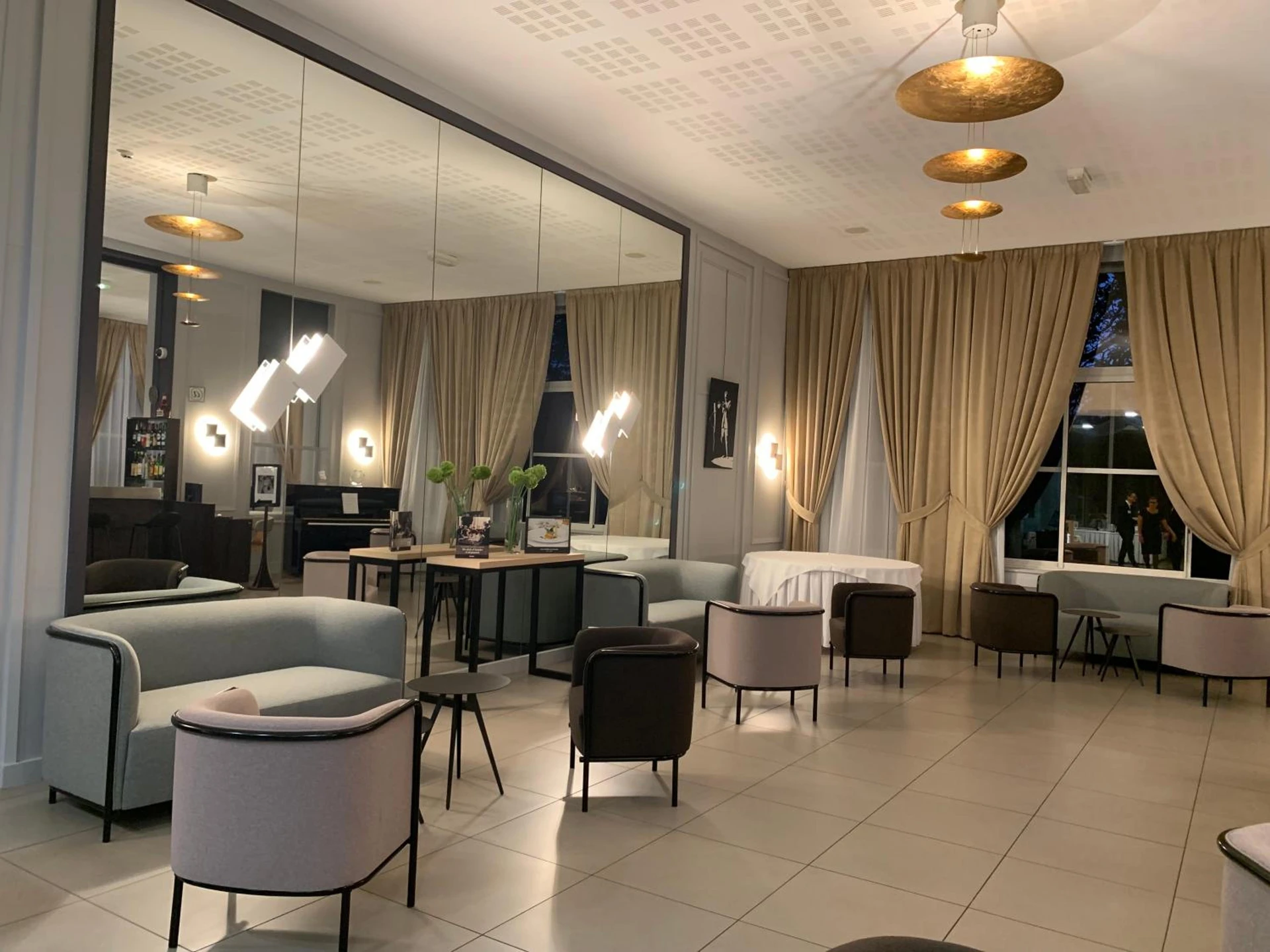 Ambiance de travail pour séminaire d'entreprise à Hôtel restaurant d'application Lesdiguieres - Ecole hôtelière - - Grenoble