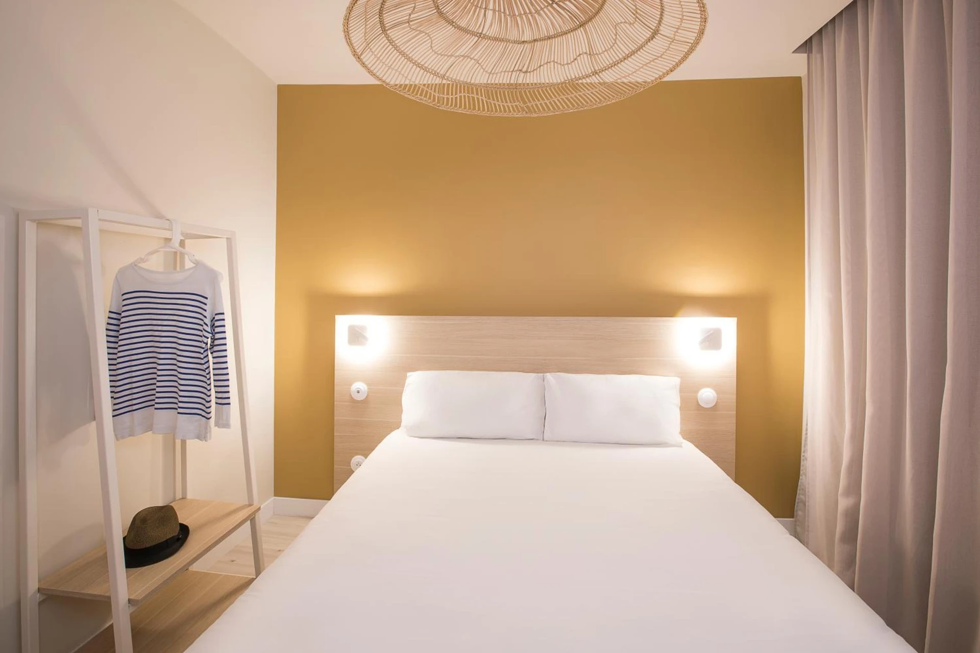 Chambre disponible pour un séminaire d'entreprise à Hôtel Life Marseille VP - Vieux Port - Marseille