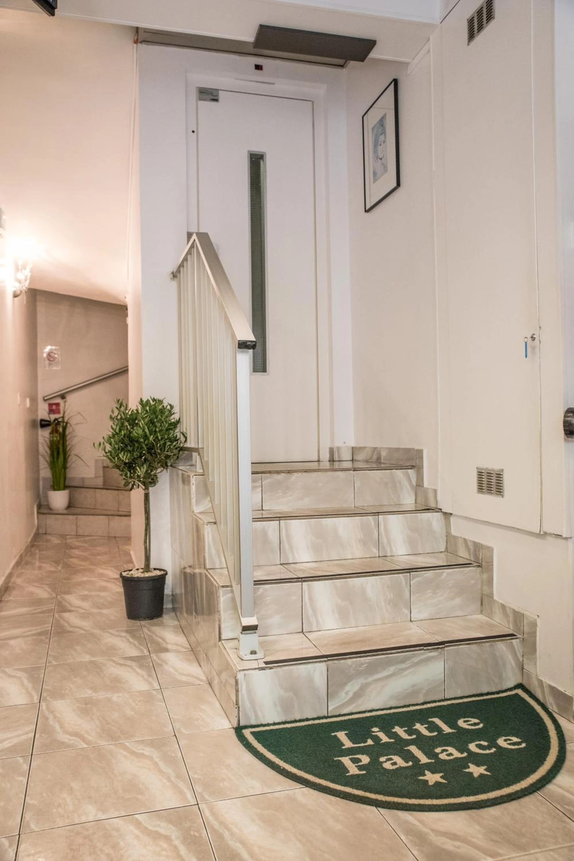 Lieu convivial pour un séminaire d'entreprise à Little Palace - Cannes - En savoir plus 