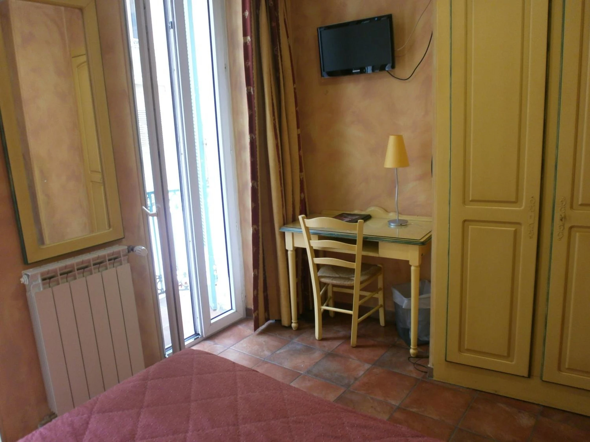 Chambre disponible pour un séminaire d'entreprise à Little Palace - Toulon