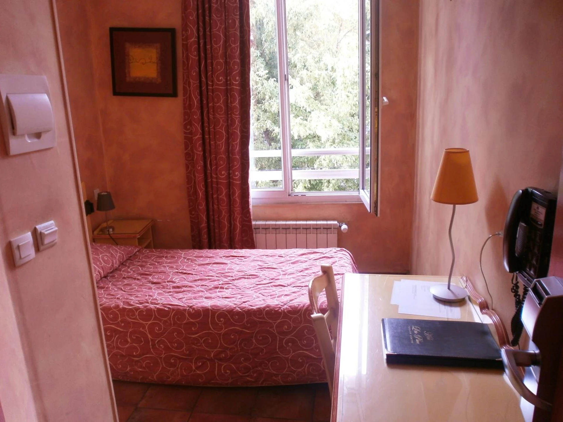 Chambre disponible pour un séminaire d'entreprise à Little Palace - Toulon