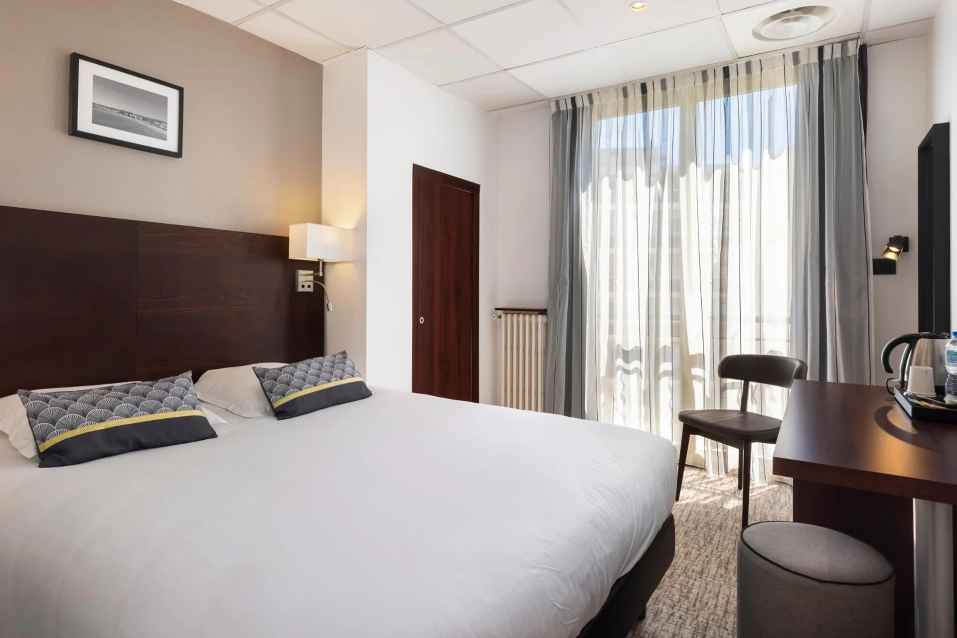 Chambre disponible pour un séminaire d'entreprise à Hôtel Locarno Nice - Nice