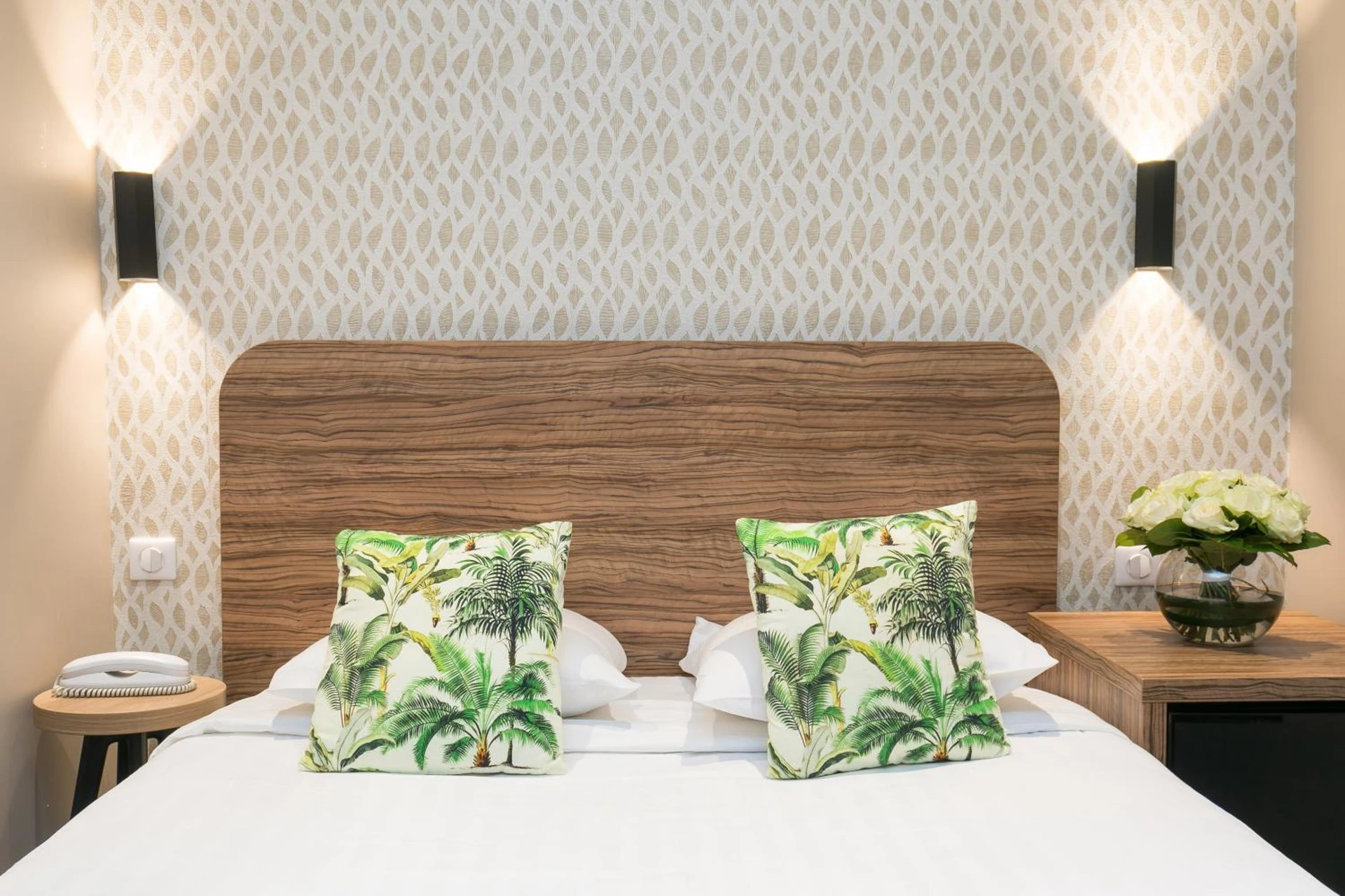 Magnifique chambre pour un séminaire d'entreprise à Hôtel Locarno Nice - Nice
