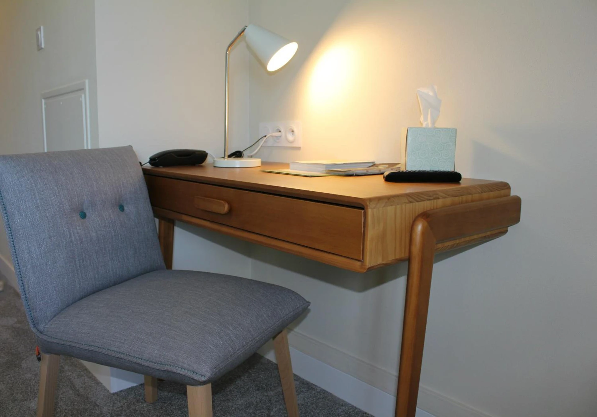 Chambre disponible pour un séminaire d'entreprise à Logis Hôtel Lodge La Valette - Cesson-Sévigné