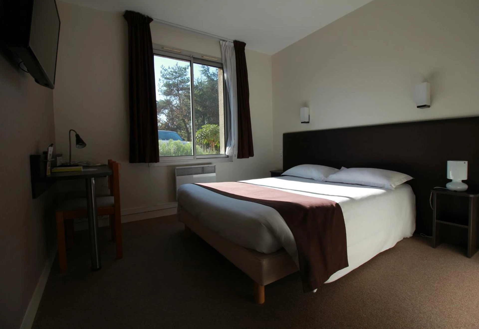 Magnifique chambre pour un séminaire d'entreprise à Logis Hôtel Lodge La Valette - Cesson-Sévigné