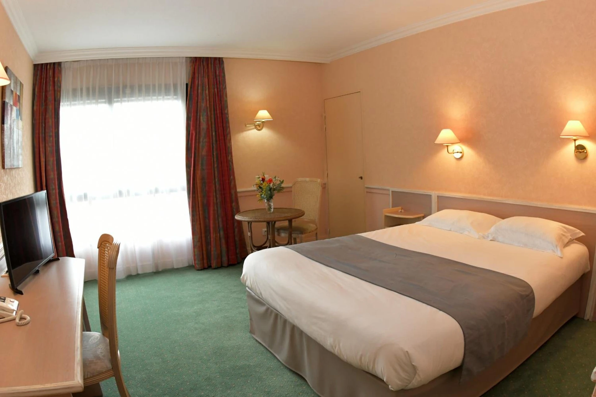 Chambre disponible pour un séminaire d'entreprise à Logis Lyon Est Porte de l'Ain - Saint-Maurice-de-Beynost