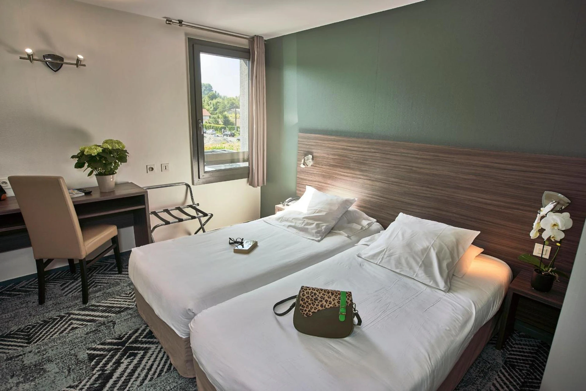 Chambre disponible pour un séminaire d'entreprise à Hotel Loreak - Bayonne