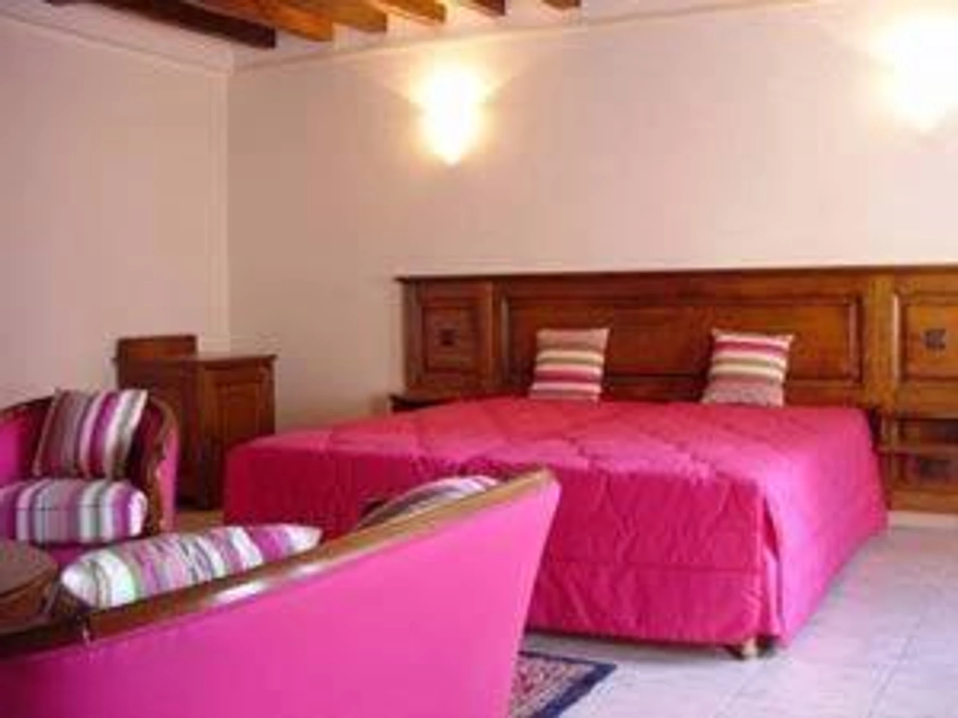 Chambre disponible pour un séminaire d'entreprise à Hôtel Losset - Flagey-Échézeaux