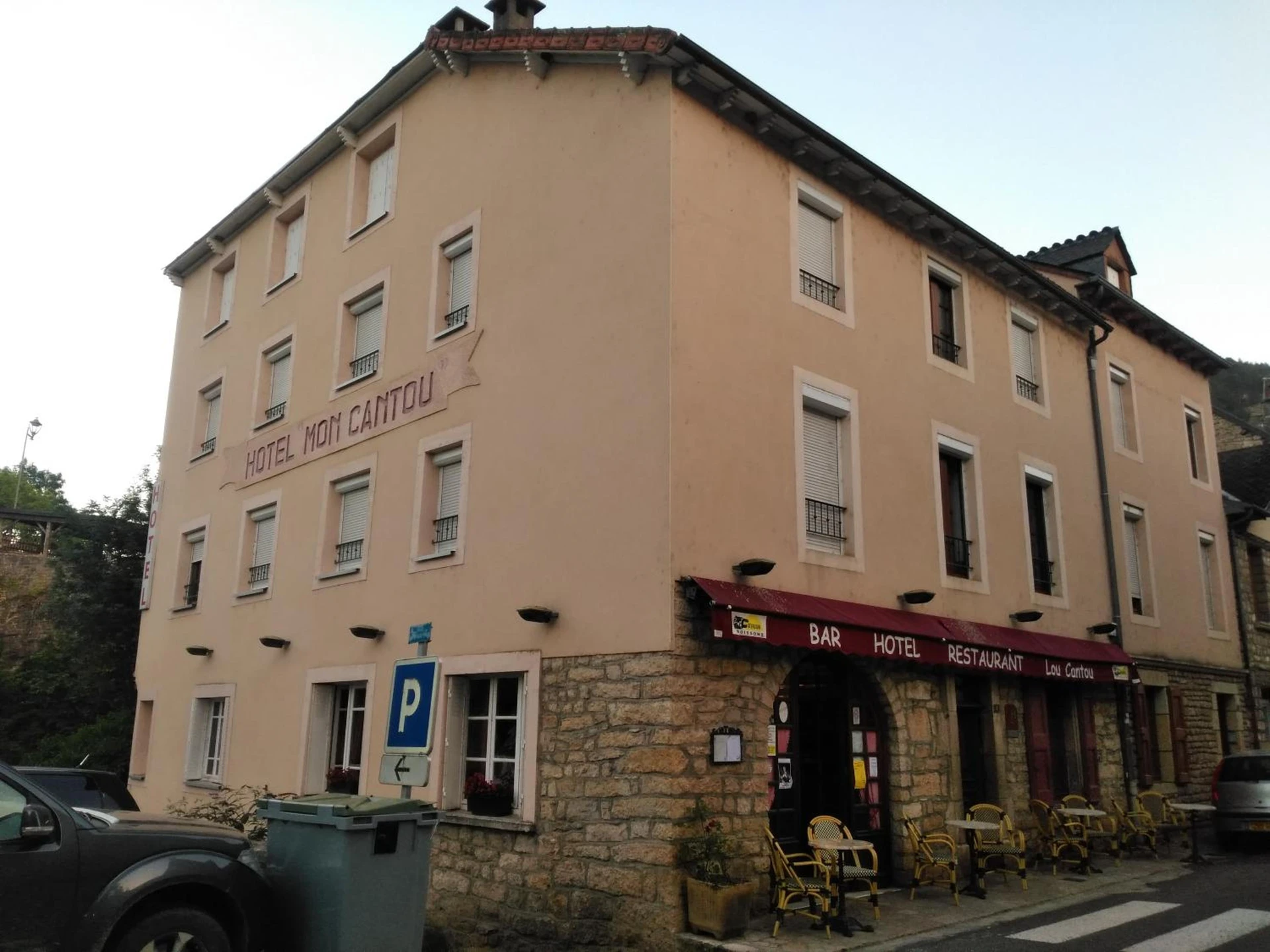 Organiser un séminaire d'entreprise : Hotel Lou Cantou à chanac