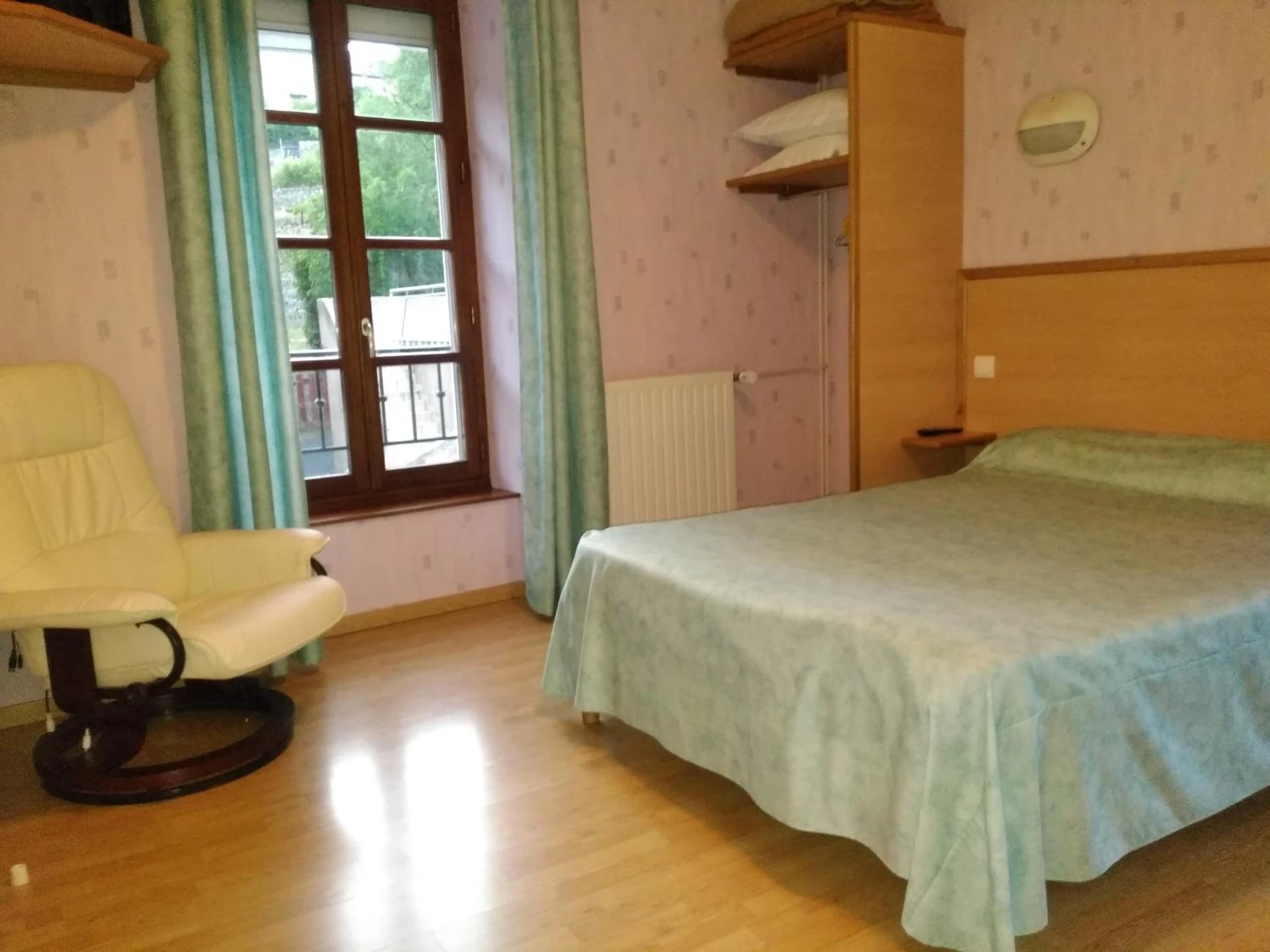Organiser un séminaire d'entreprise : Hotel Lou Cantou à chanac