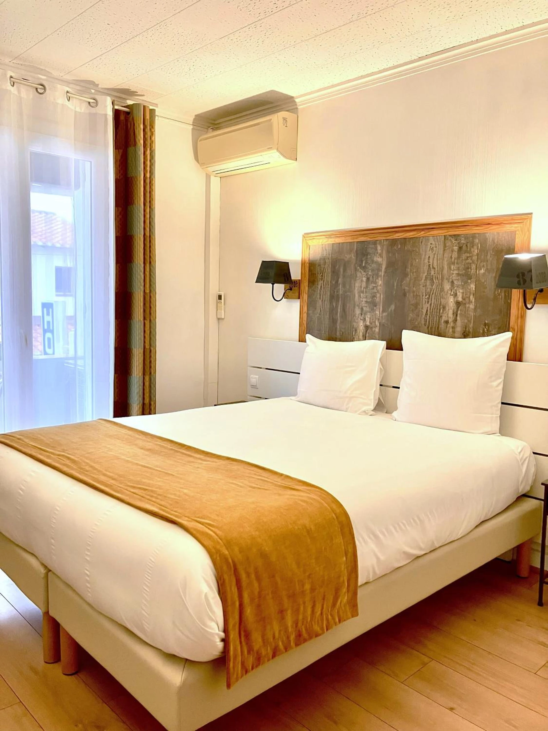 Chambre à Hotel Lou Marquès - Organiser un séminaire d'entreprise à Les Saintes-Maries-de-la-Mer