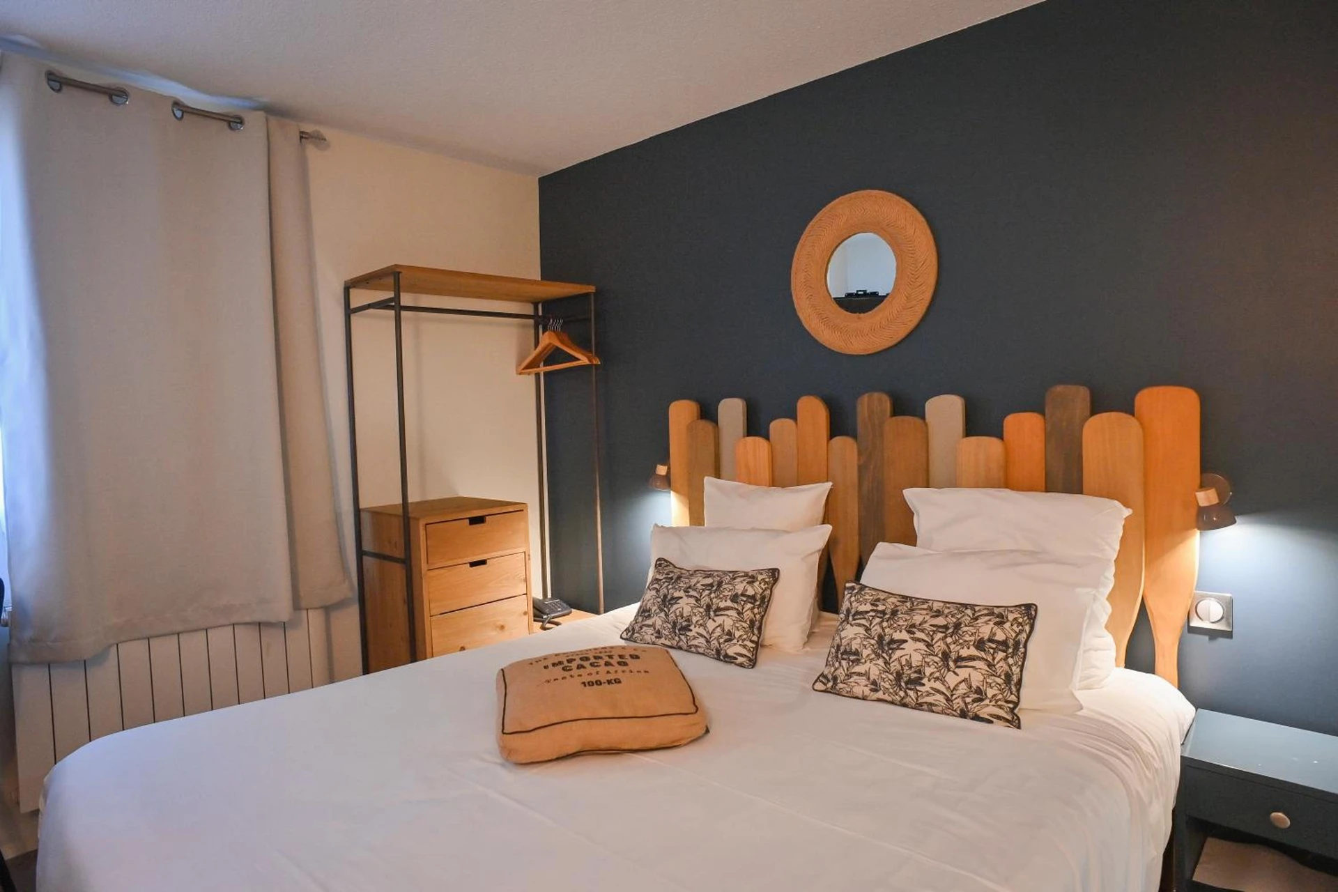 Chambre disponible pour un séminaire d'entreprise à Contact Hôtel Lunotel Saint Lô - Saint-Lô