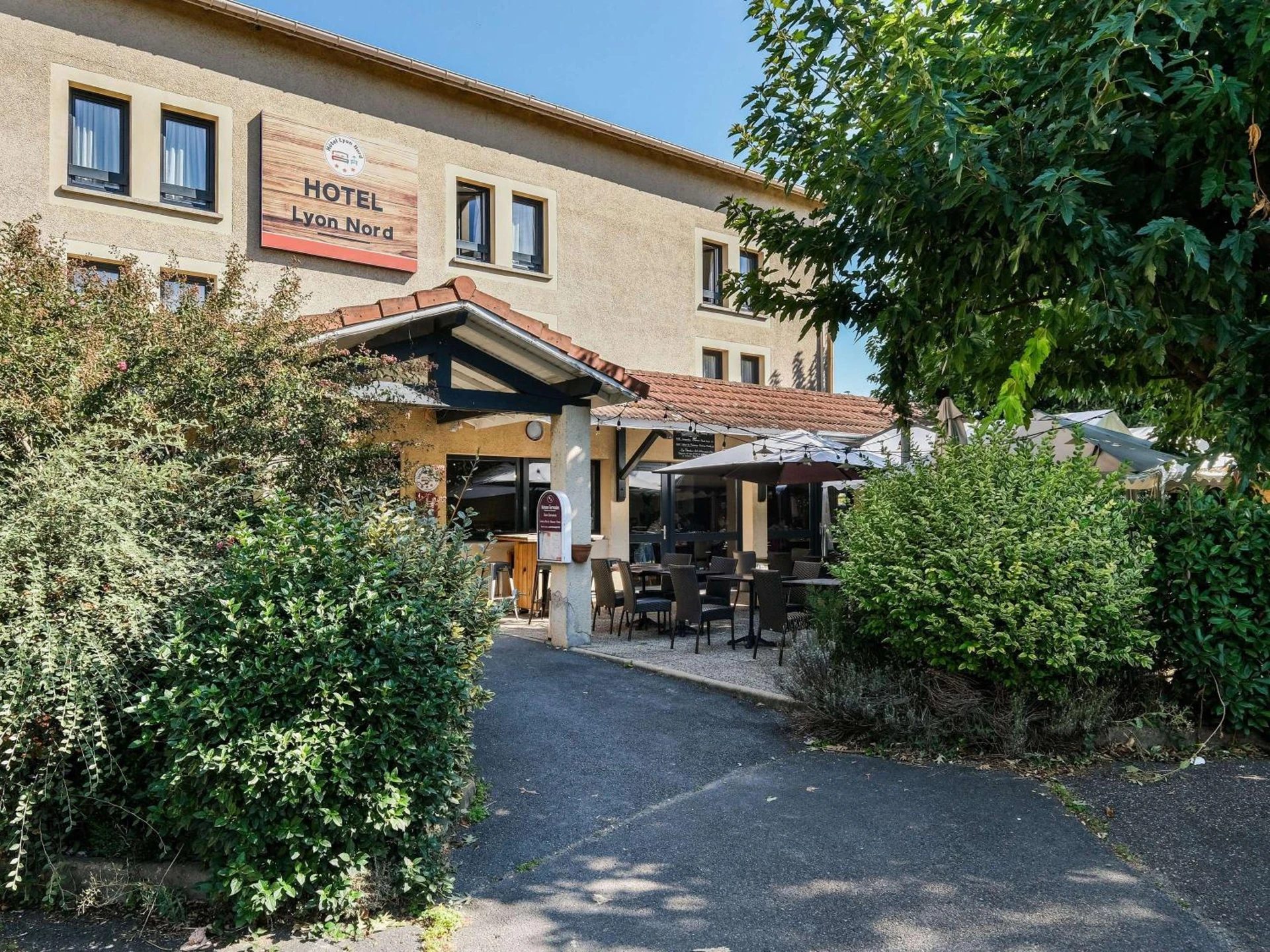Organiser un séminaire d'entreprise : greet Hotel Massieux Lyon Nord à massieux