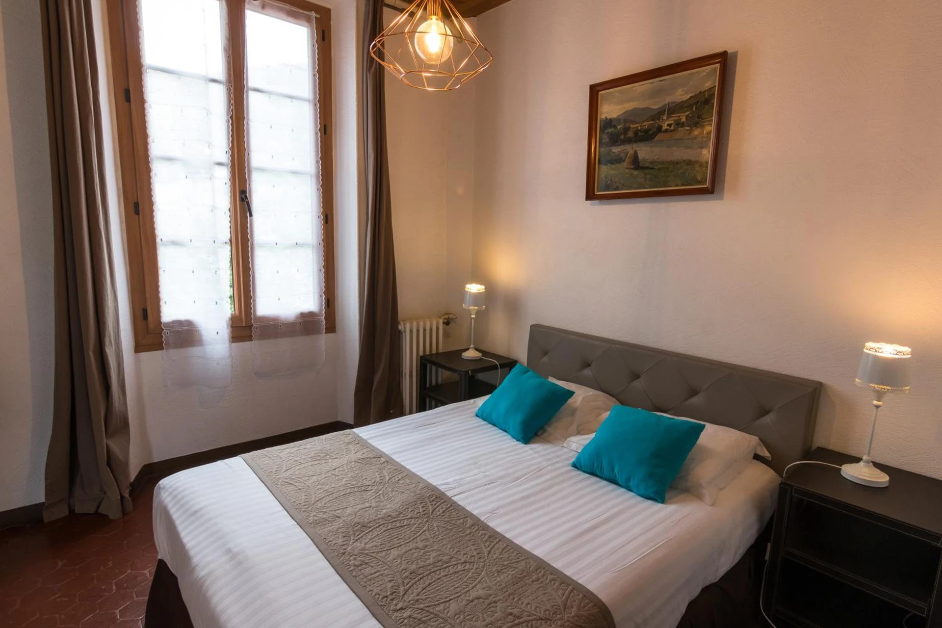 Chambre disponible pour un séminaire d'entreprise à Ma Petite Auberge - Castellane