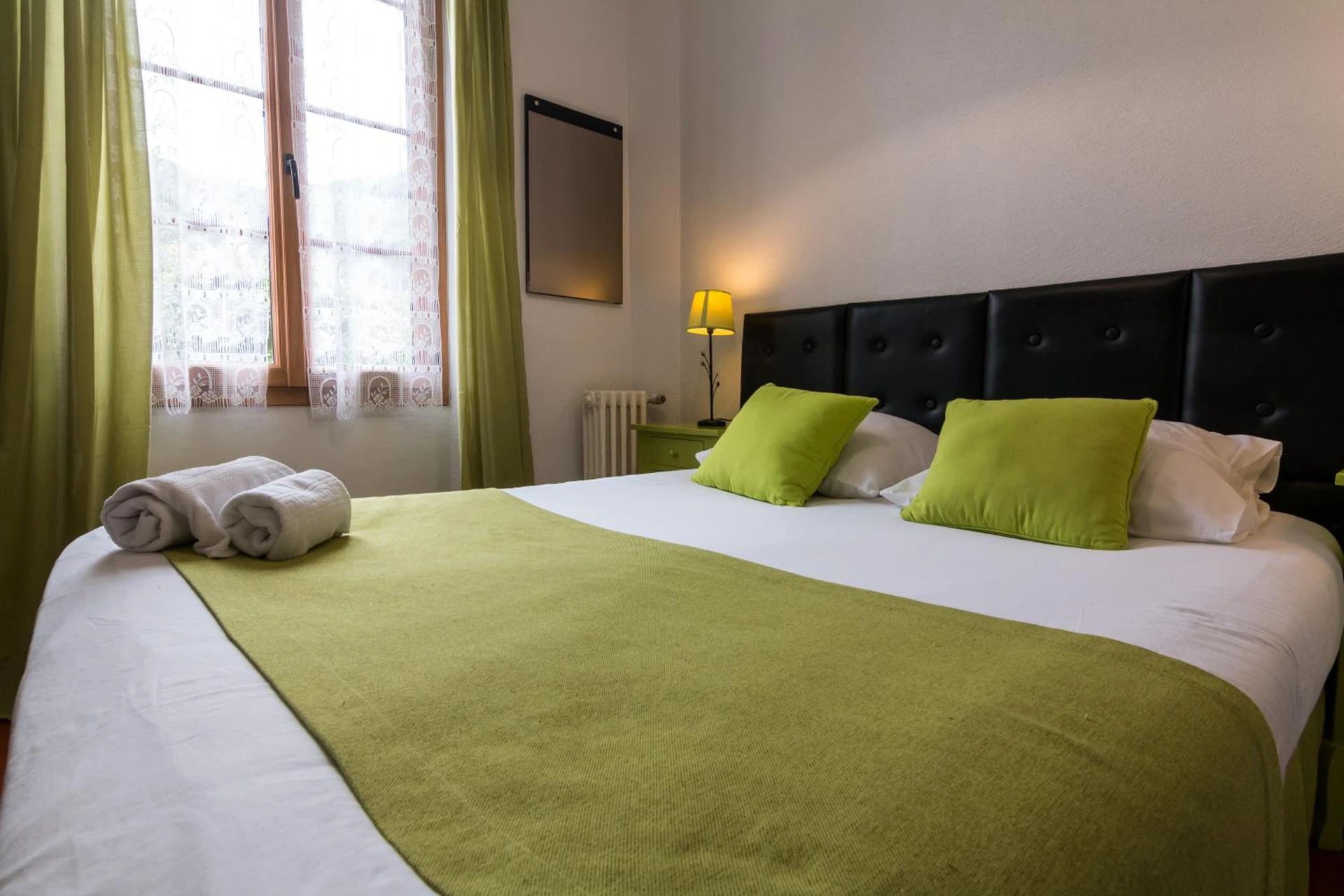 Chambre disponible pour un séminaire d'entreprise à Ma Petite Auberge - Castellane
