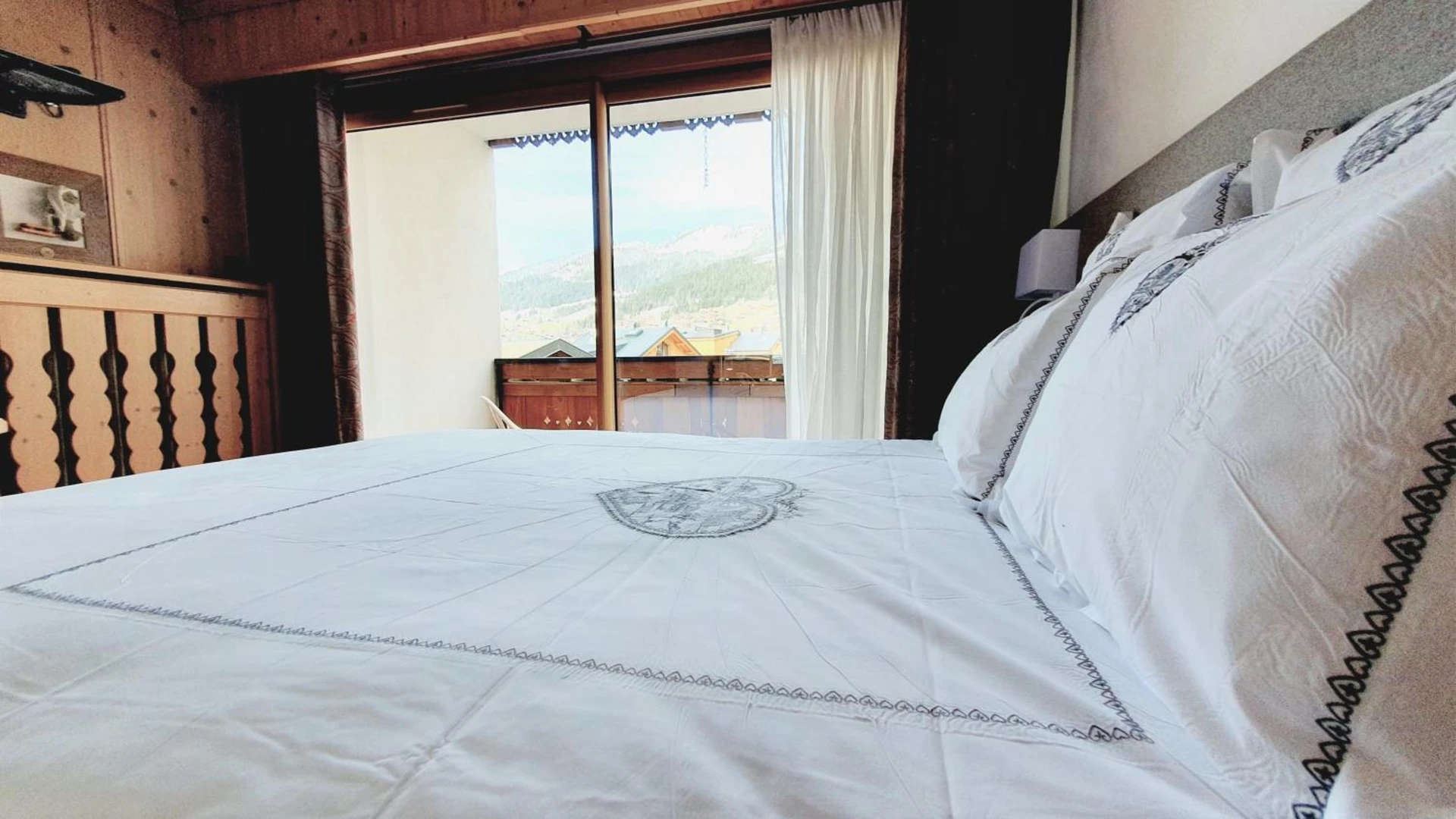 Chambre disponible pour un séminaire d'entreprise à Hôtel Macchi Restaurant & Spa - Châtel