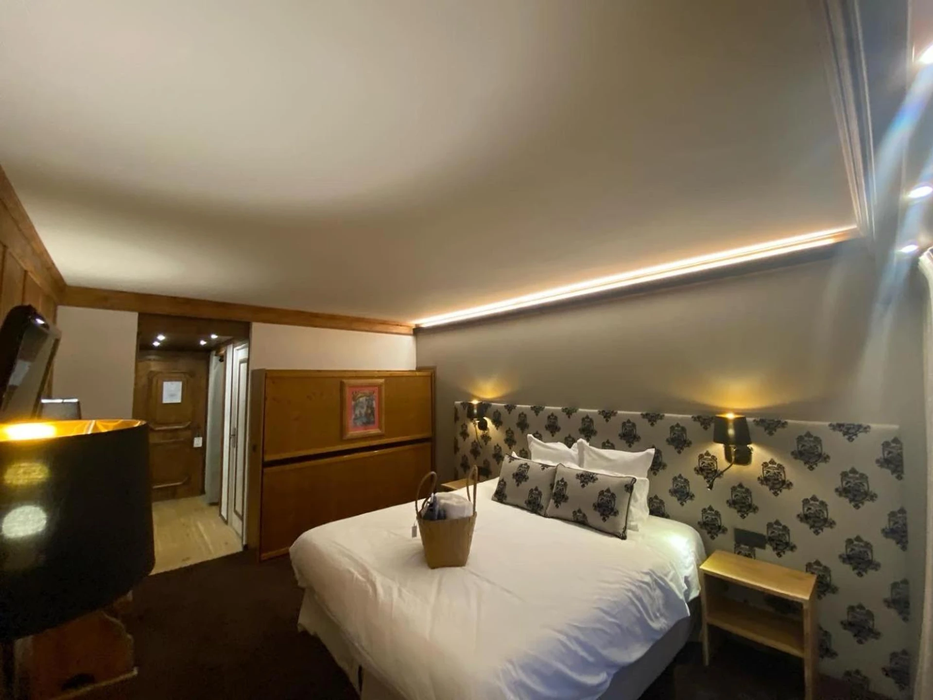 Chambre disponible pour un séminaire d'entreprise à Hôtel Macchi Restaurant & Spa - Châtel