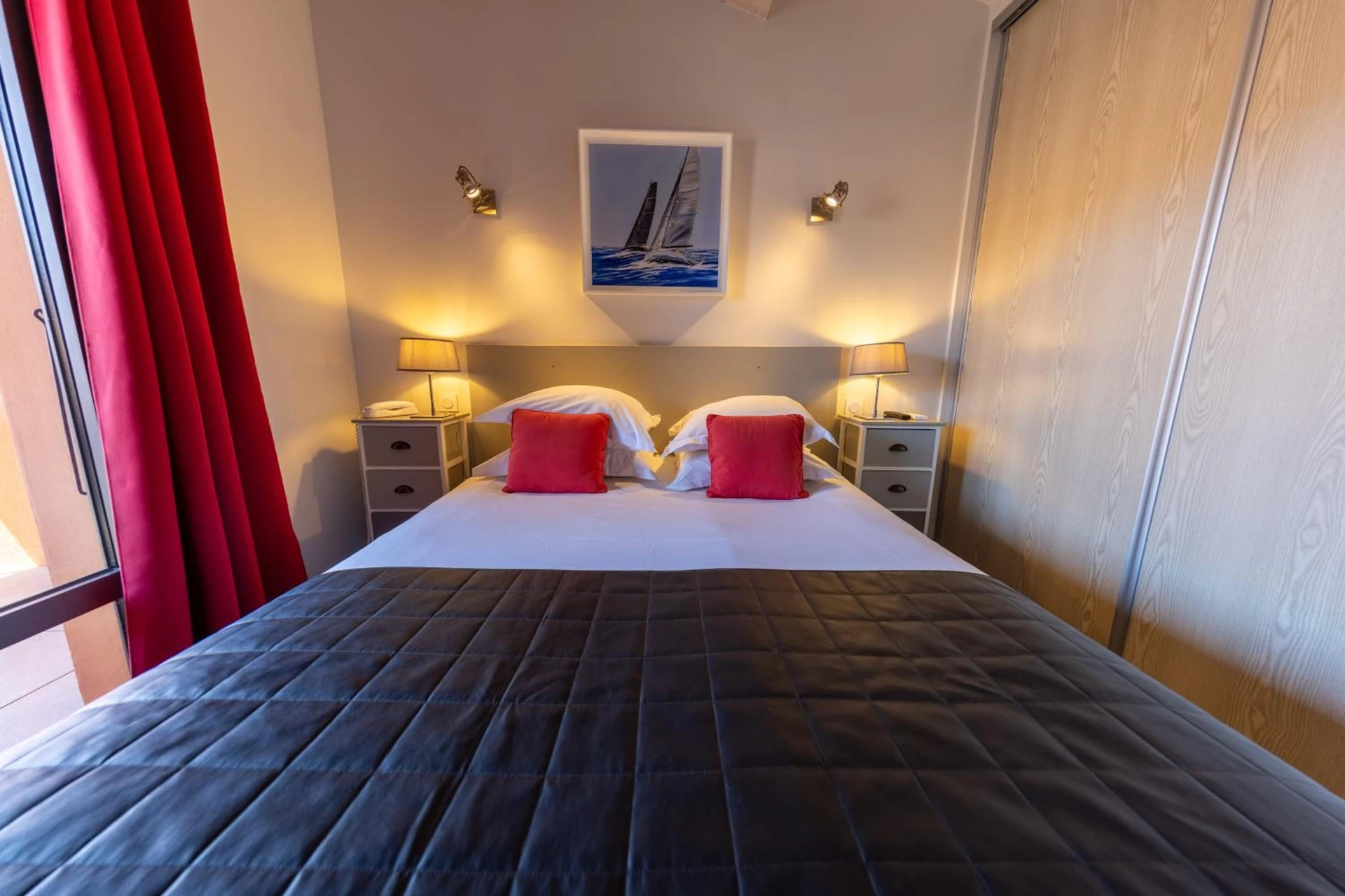 Chambre disponible pour un séminaire d'entreprise à Le Madeloc Hôtel & Spa - Collioure