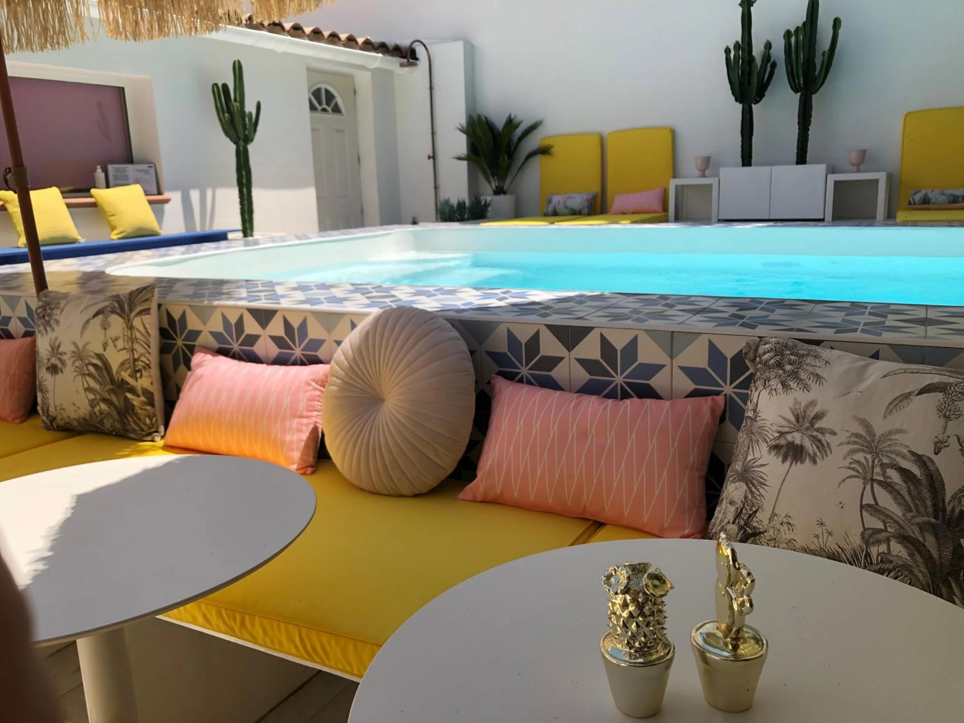 Organiser un séminaire d'entreprise : Hôtel Mademoiselle à juan-les-pins