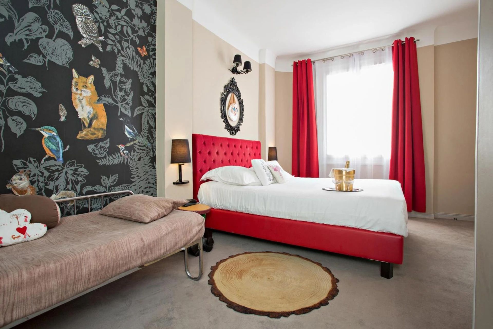 Chambre disponible pour un séminaire d'entreprise à Hôtel Mademoiselle - Juan-les-Pins