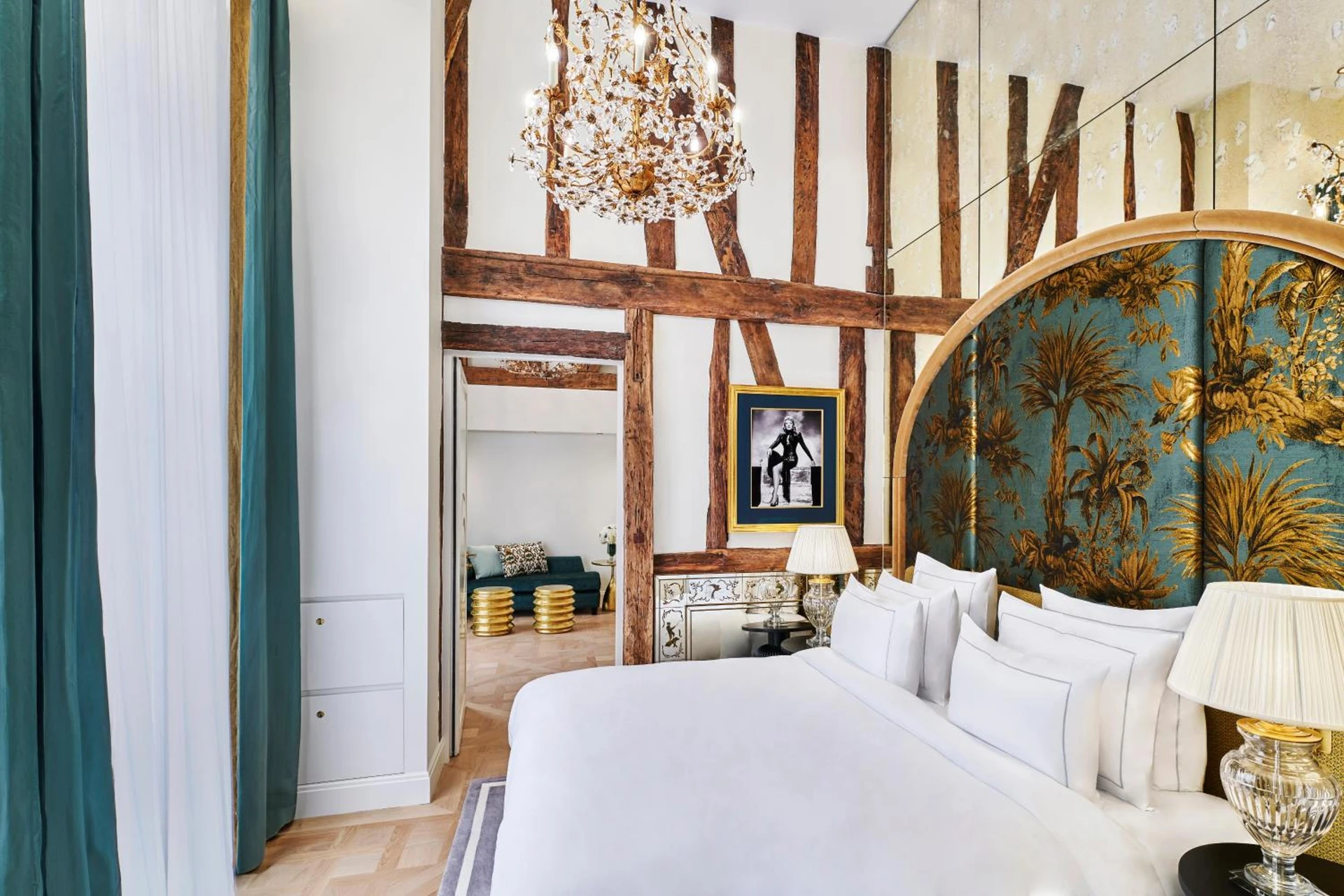 Chambre disponible pour un séminaire d'entreprise à Maison Barrière Vendôme - Paris