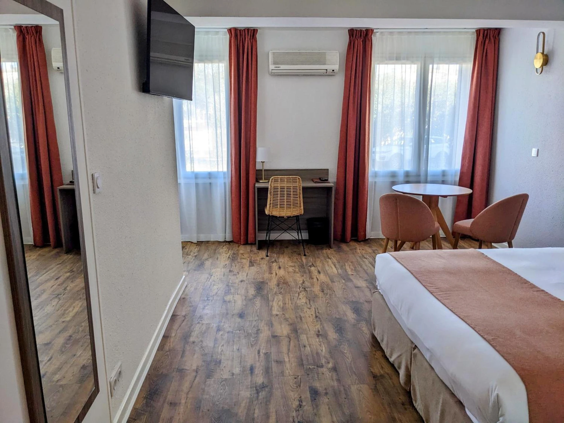 Magnifique chambre pour un séminaire d'entreprise à Maison des Croisades - Aigues-Mortes