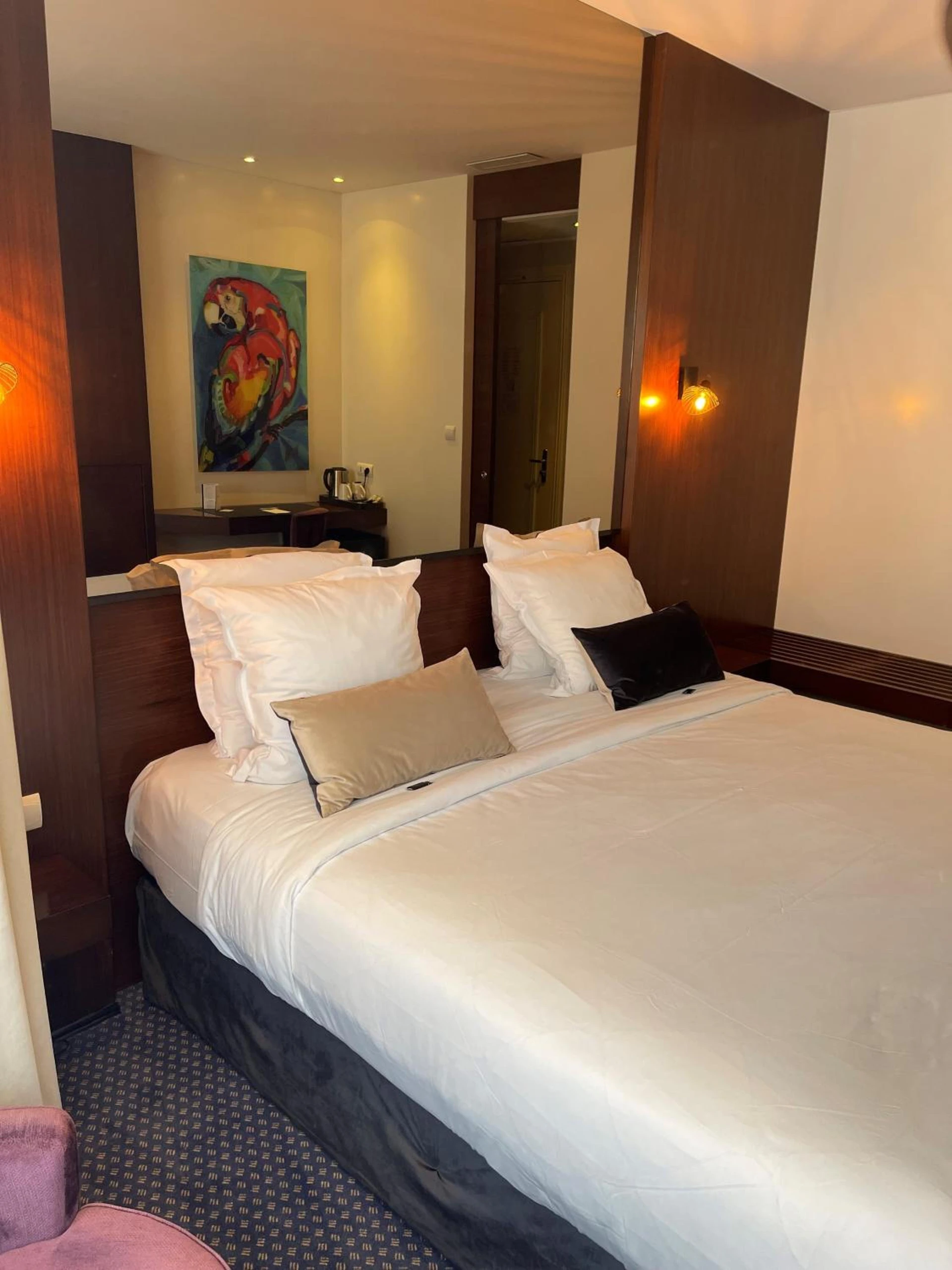 Chambre disponible pour un séminaire d'entreprise à Maison LUTETIA R - Strasbourg