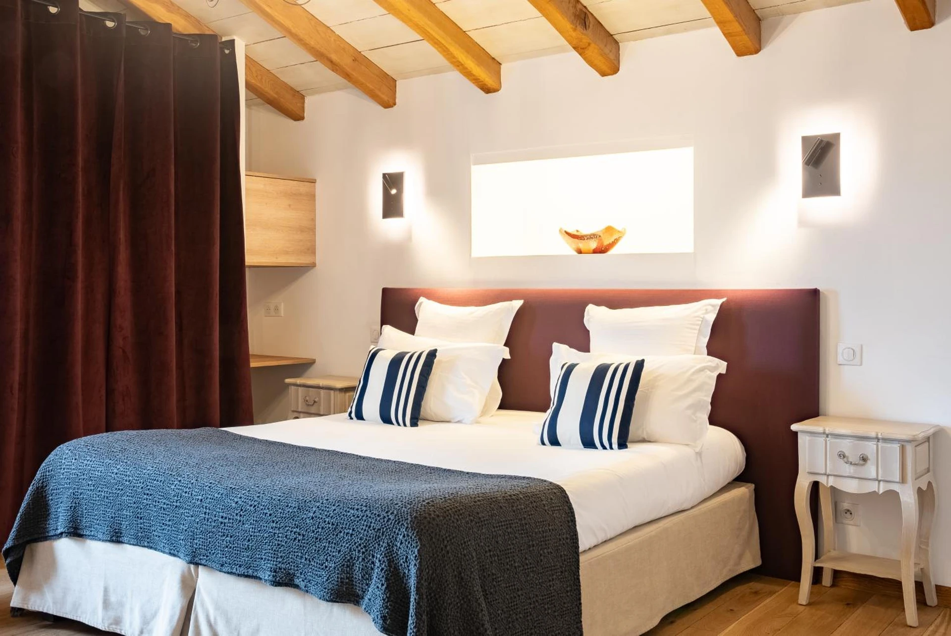 Chambre disponible pour un séminaire d'entreprise à Hôtel Restaurant & Spa La Maison Oppoca - Ainhoa