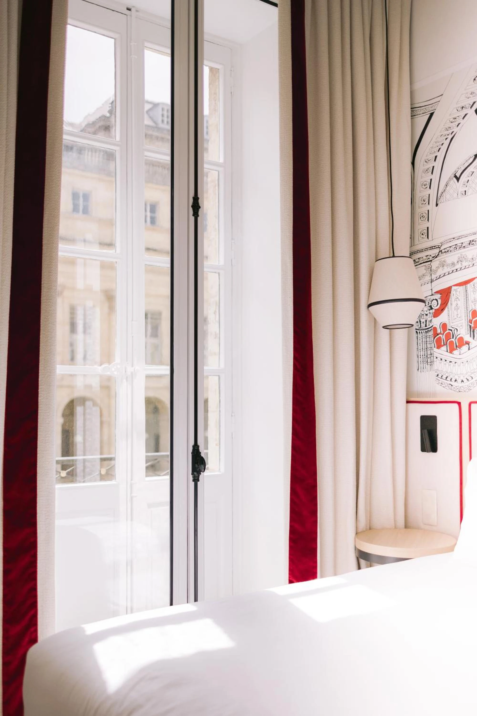 Chambre disponible pour un séminaire d'entreprise à Hôtel Majestic - Bordeaux