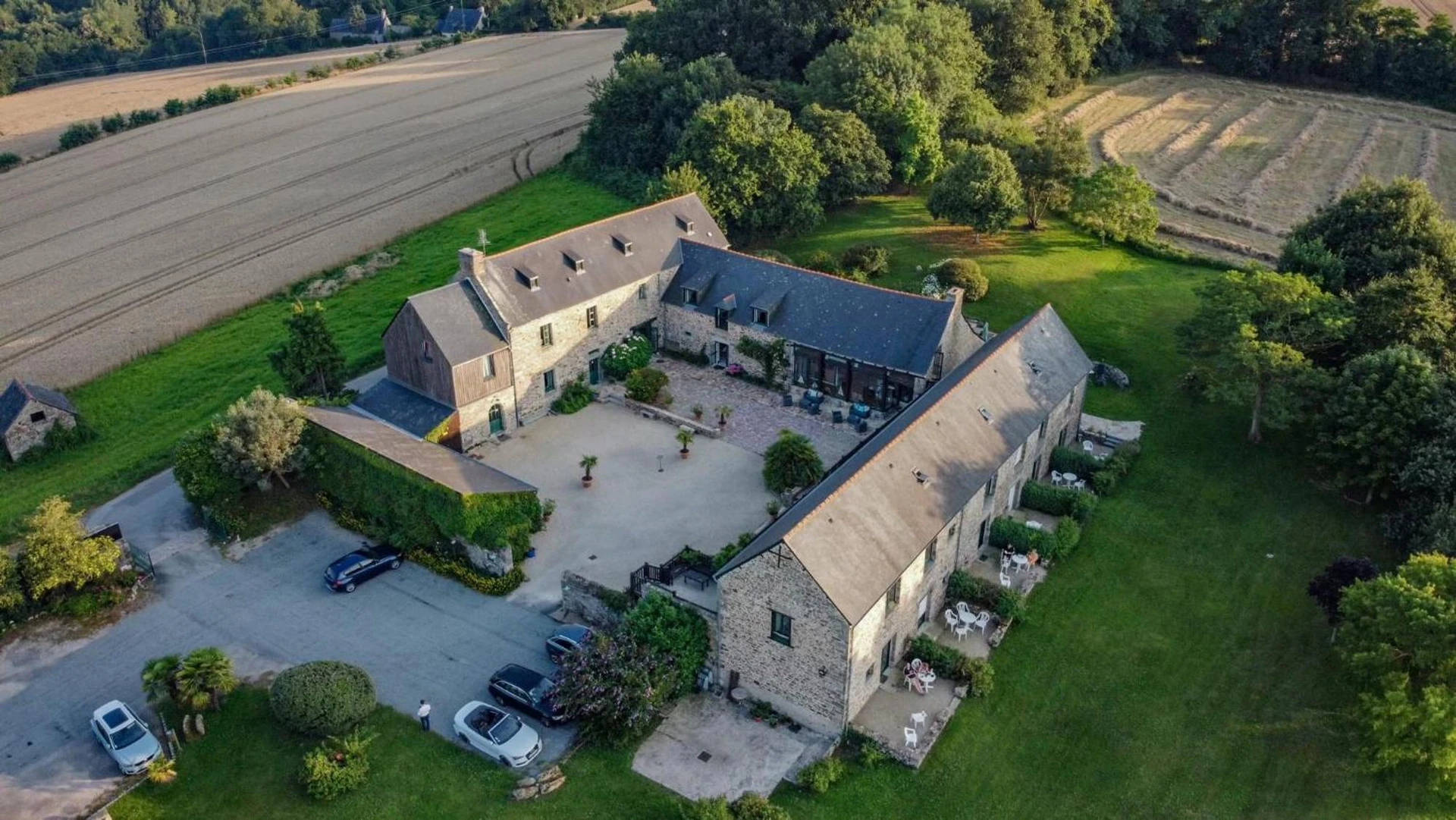 Organiser un séminaire d'entreprise : Manoir De Rigourdaine à plouer-sur-rance