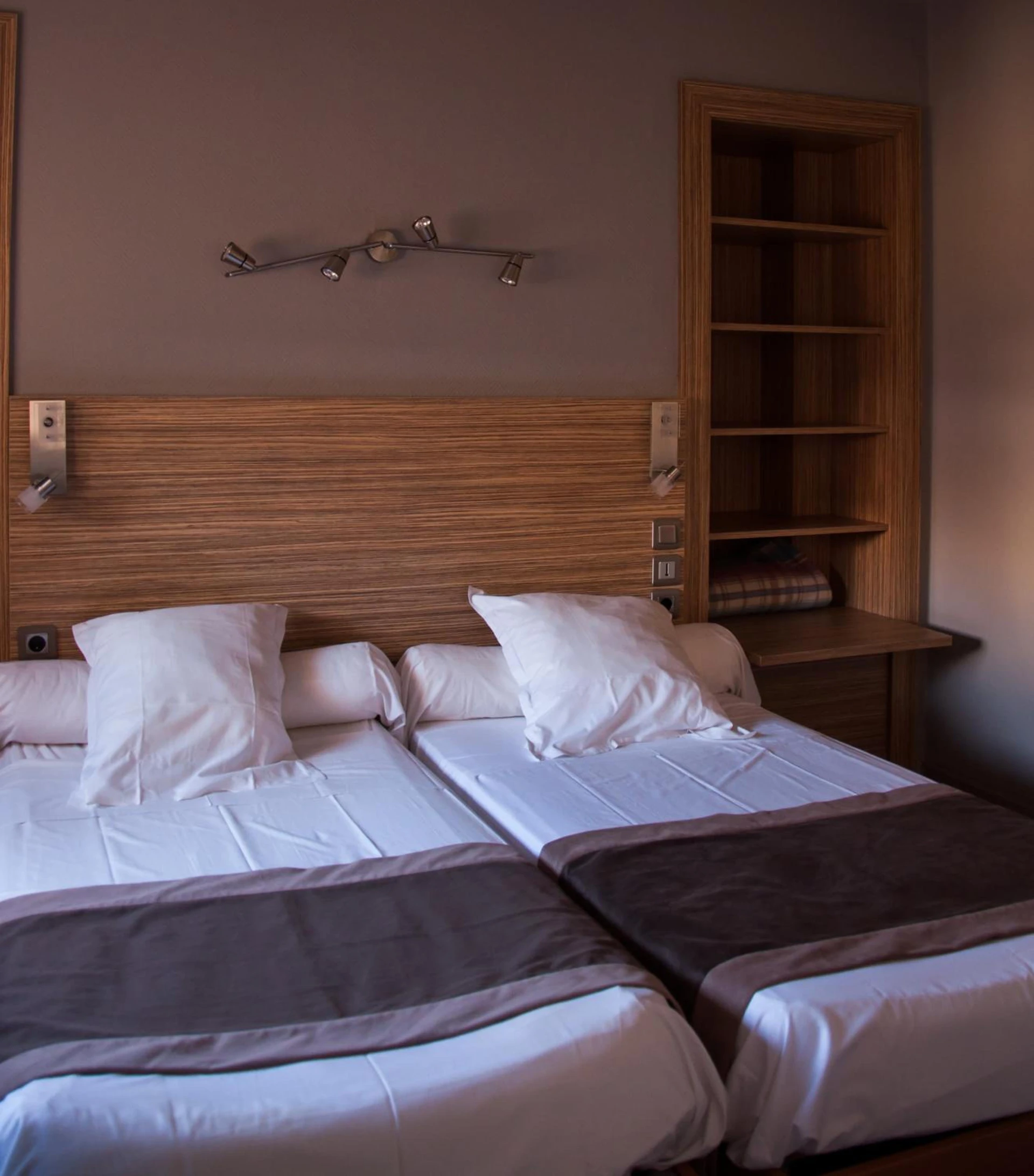 Chambre disponible pour un séminaire d'entreprise à Mar I Sol Logis - Saint-Cyprien