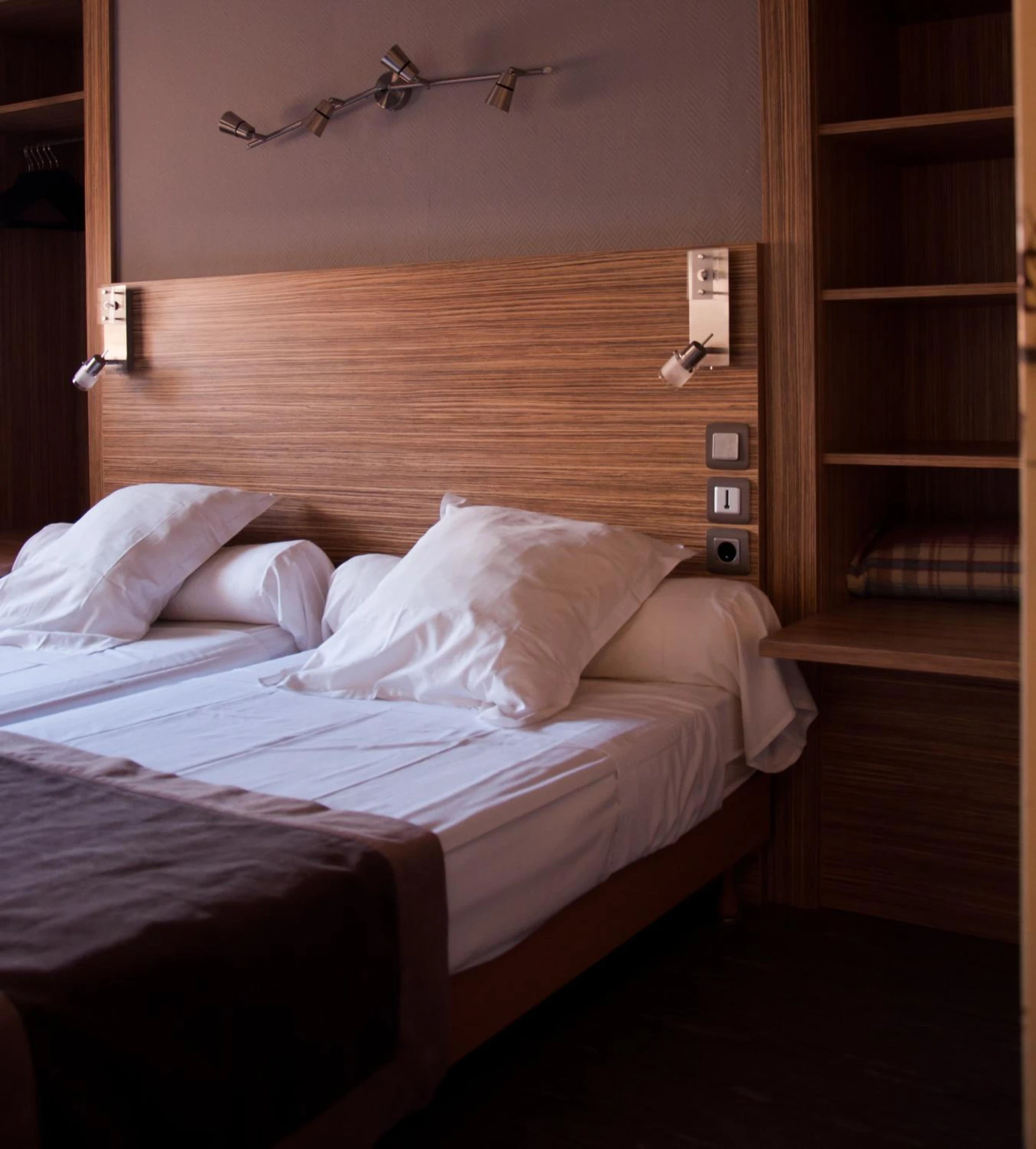 Magnifique chambre pour un séminaire d'entreprise à Mar I Sol Logis - Saint-Cyprien