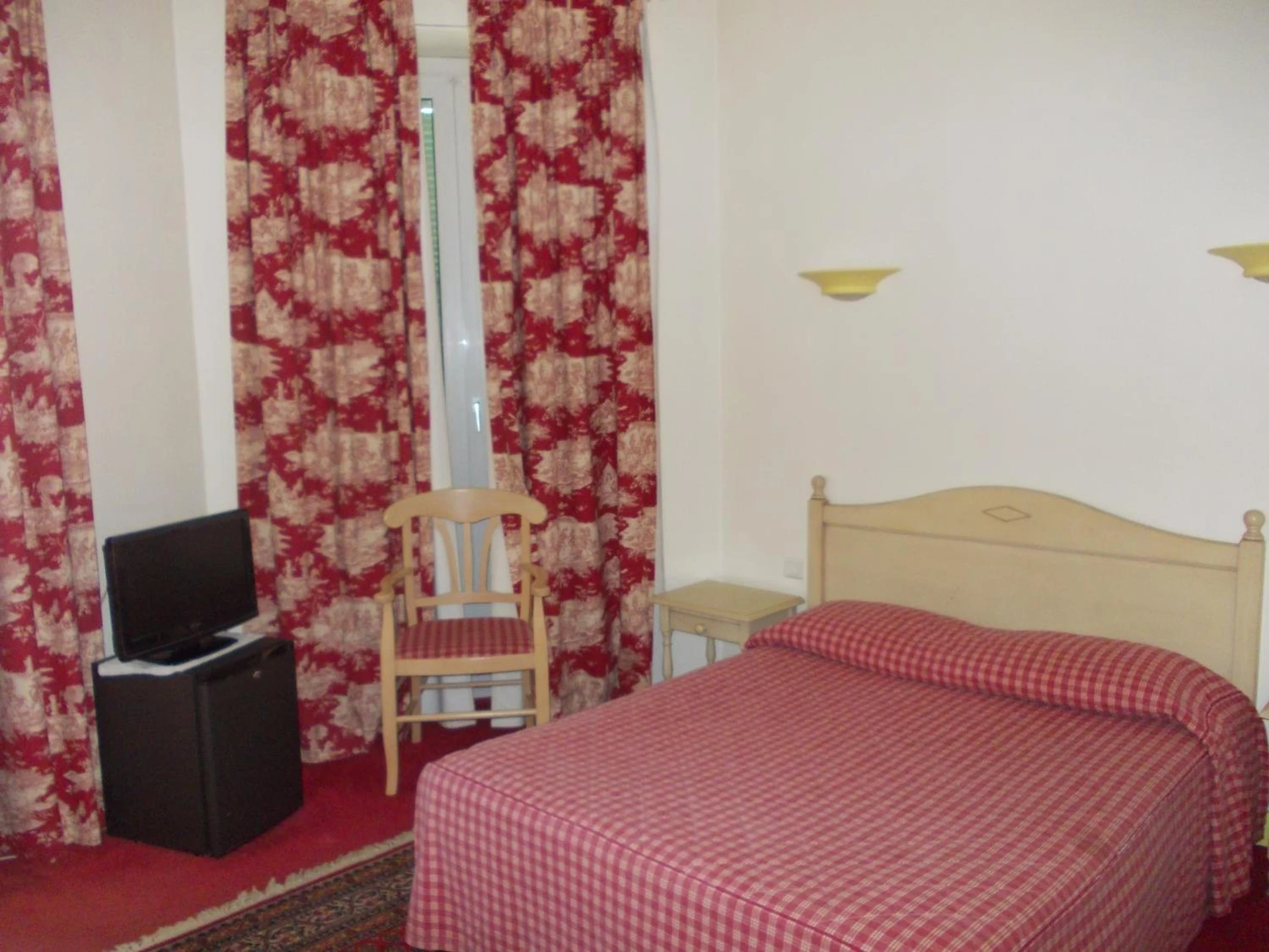 Chambre disponible pour un séminaire d'entreprise à Hotel Marcellin - Beaulieu-sur-Mer