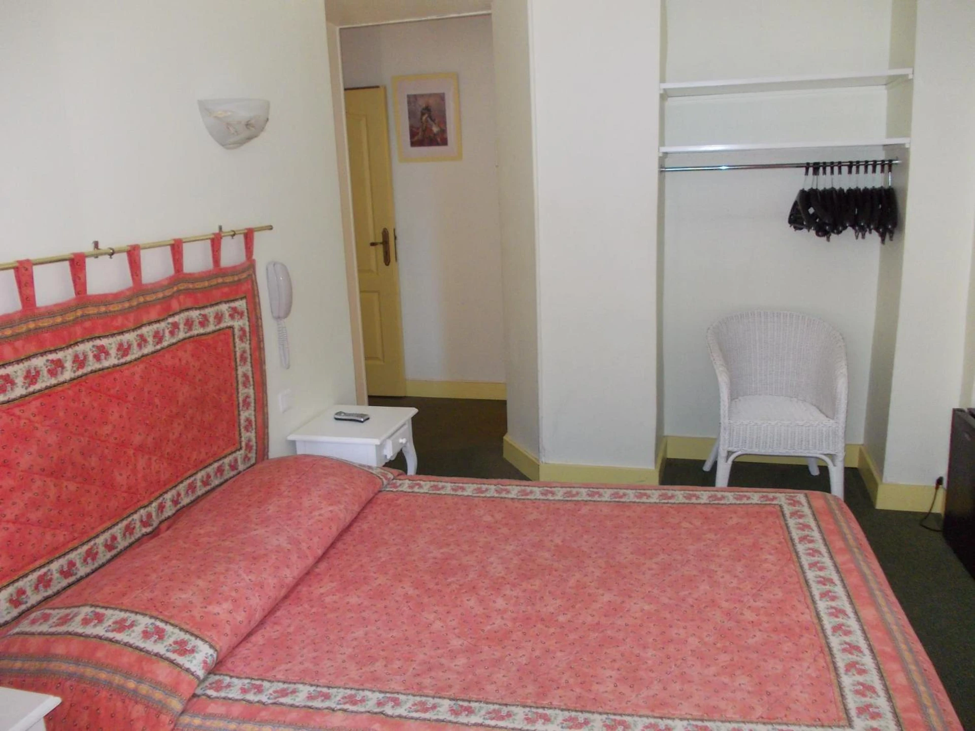 Chambre disponible pour un séminaire d'entreprise à Hotel Marcellin - Beaulieu-sur-Mer