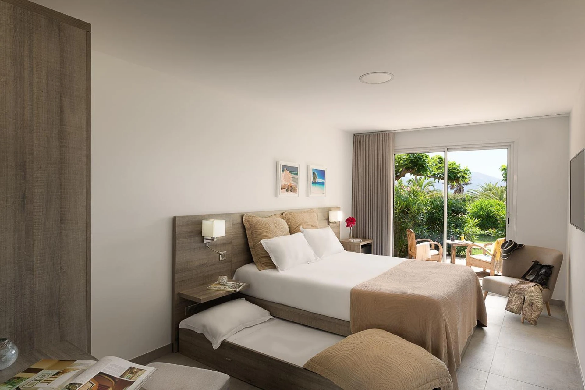 Magnifique chambre pour un séminaire d'entreprise à Hôtel-Restaurant Marina Di Lava - Grand Ajaccio - Appietto