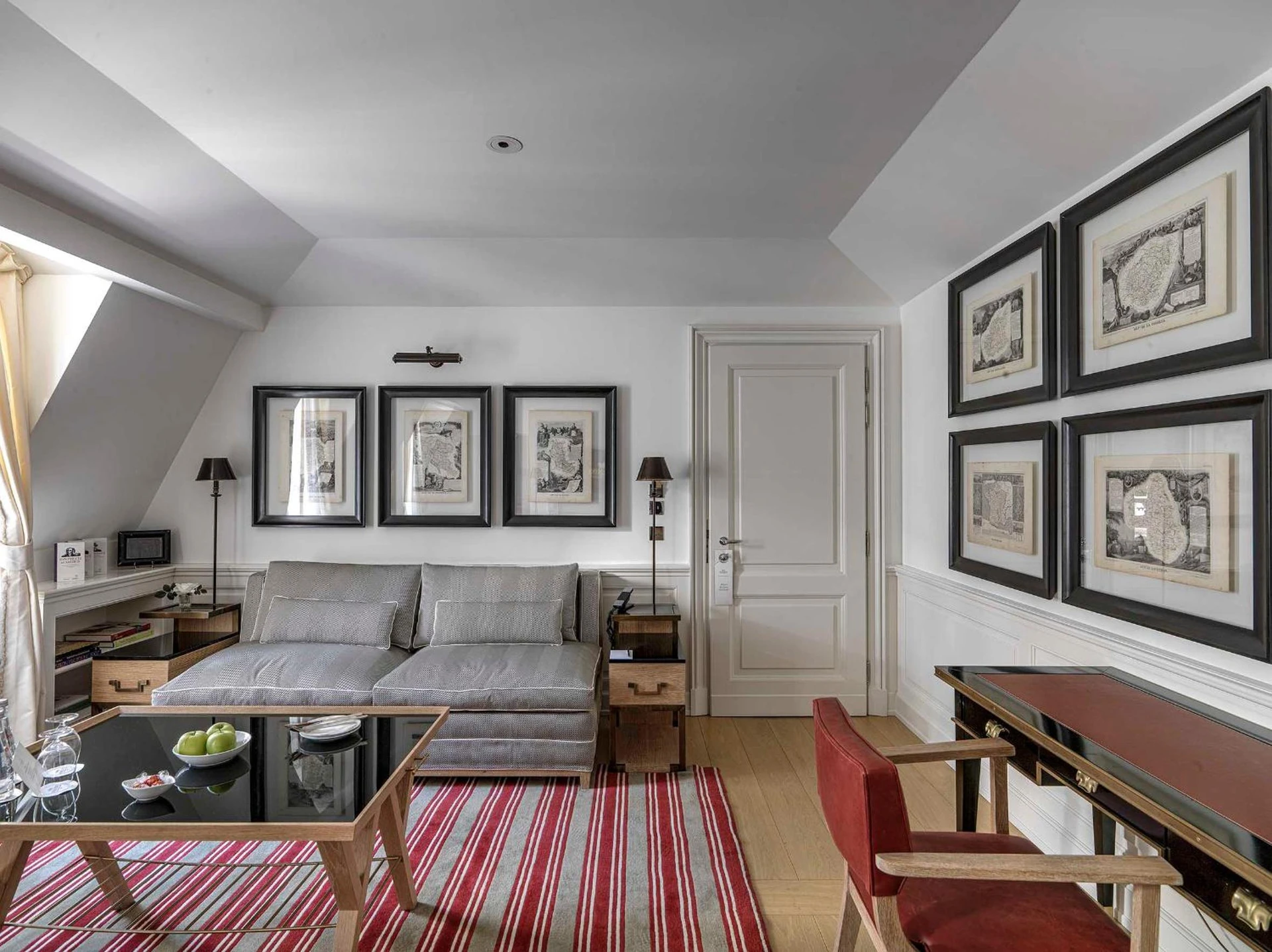 Chambre disponible pour un séminaire d'entreprise à MARQUIS Faubourg Saint-Honoré Relais & Châteaux - Paris