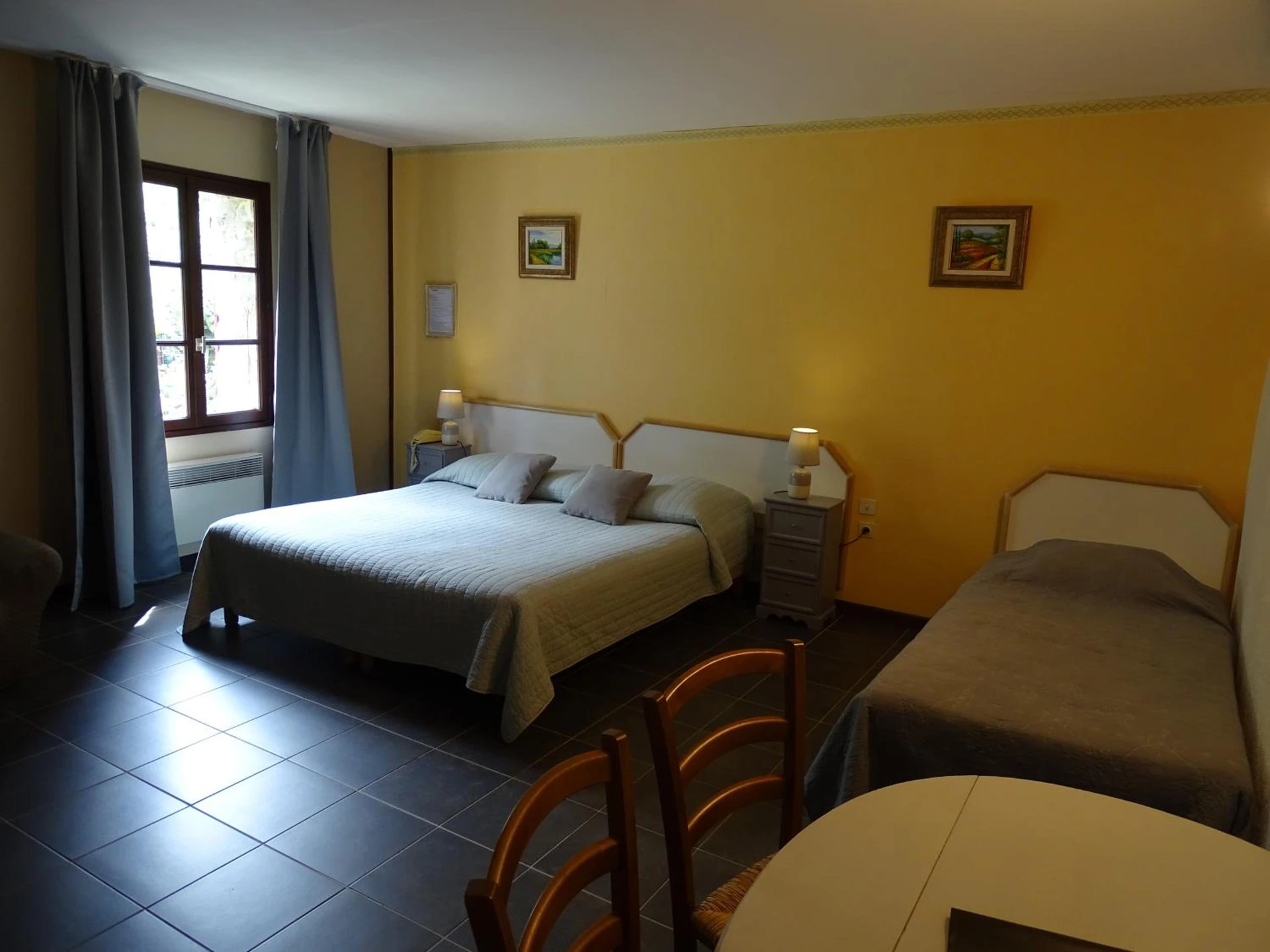 Magnifique chambre pour un séminaire d'entreprise à Hôtel Mas de l'Espaïre - Les Vans