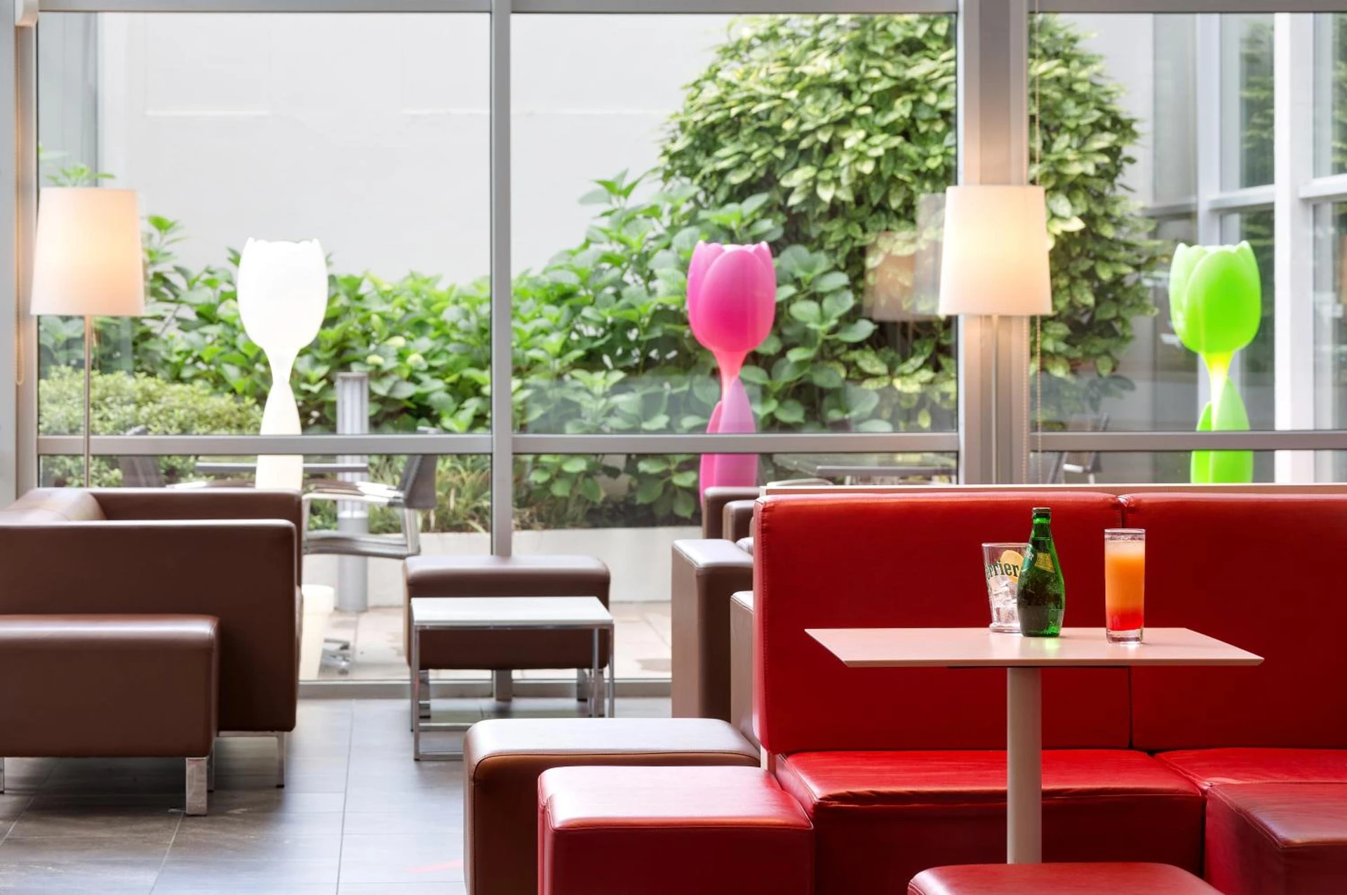 Ambiance de travail pour séminaire d'entreprise à Hôtel Le Méditerranée - Lourdes