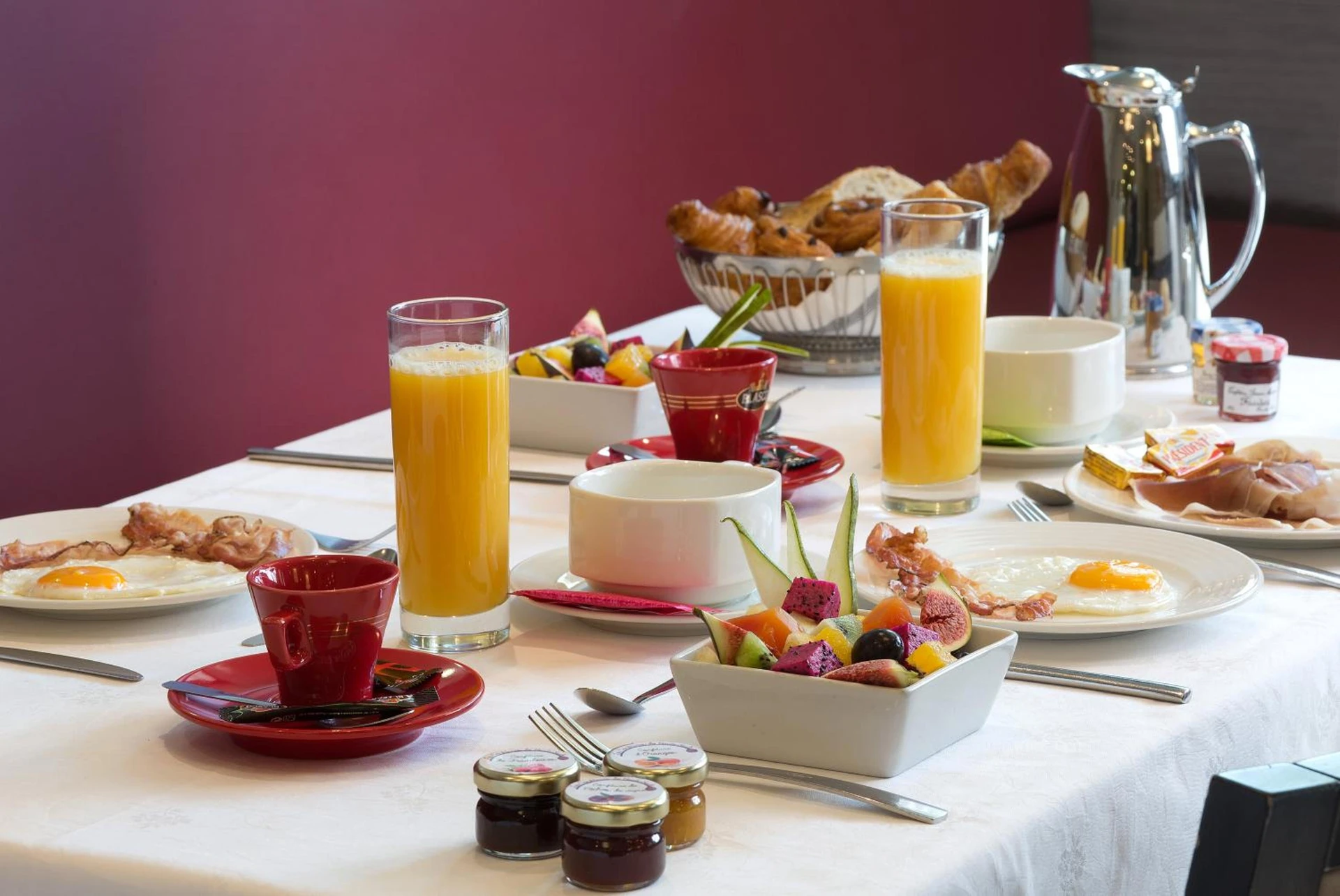 Lieu convivial pour un séminaire d'entreprise à Hôtel Le Méditerranée - Lourdes - En savoir plus 