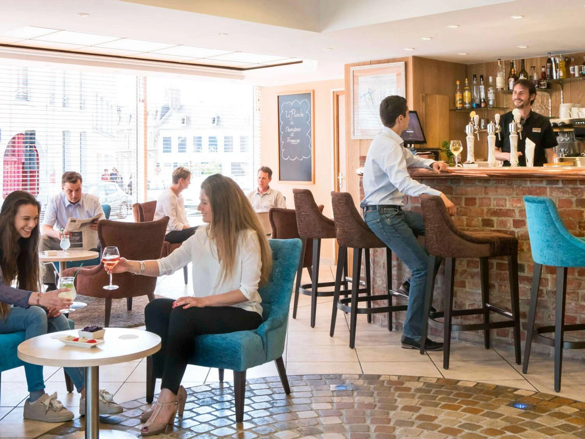 Organiser un séminaire d'entreprise : Mercure Abbeville Centre – Porte de La Baie de Somme à abbeville